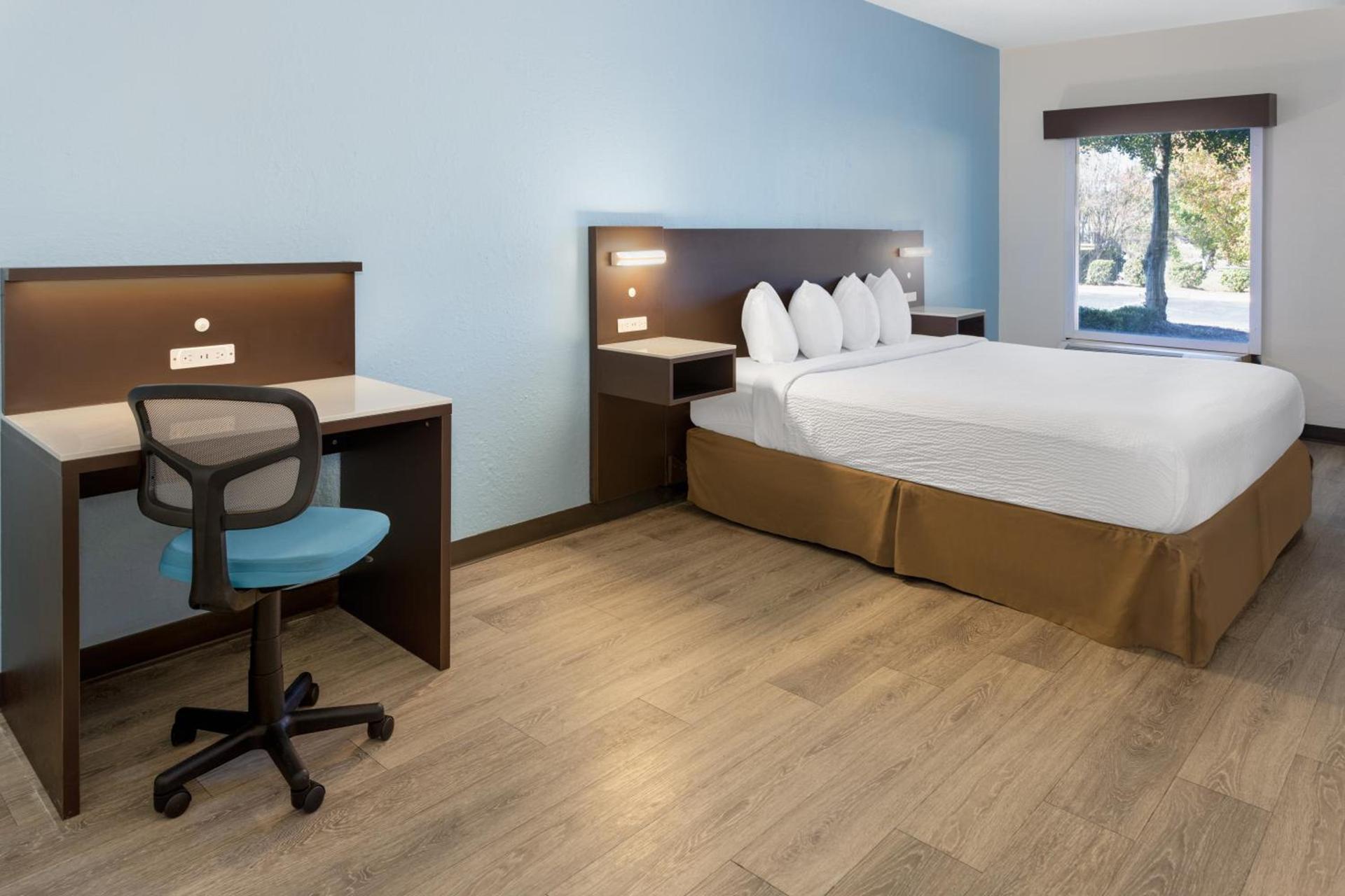 Studio 6 Suites Jacksonville, NC - Camp LeJeune photo 48