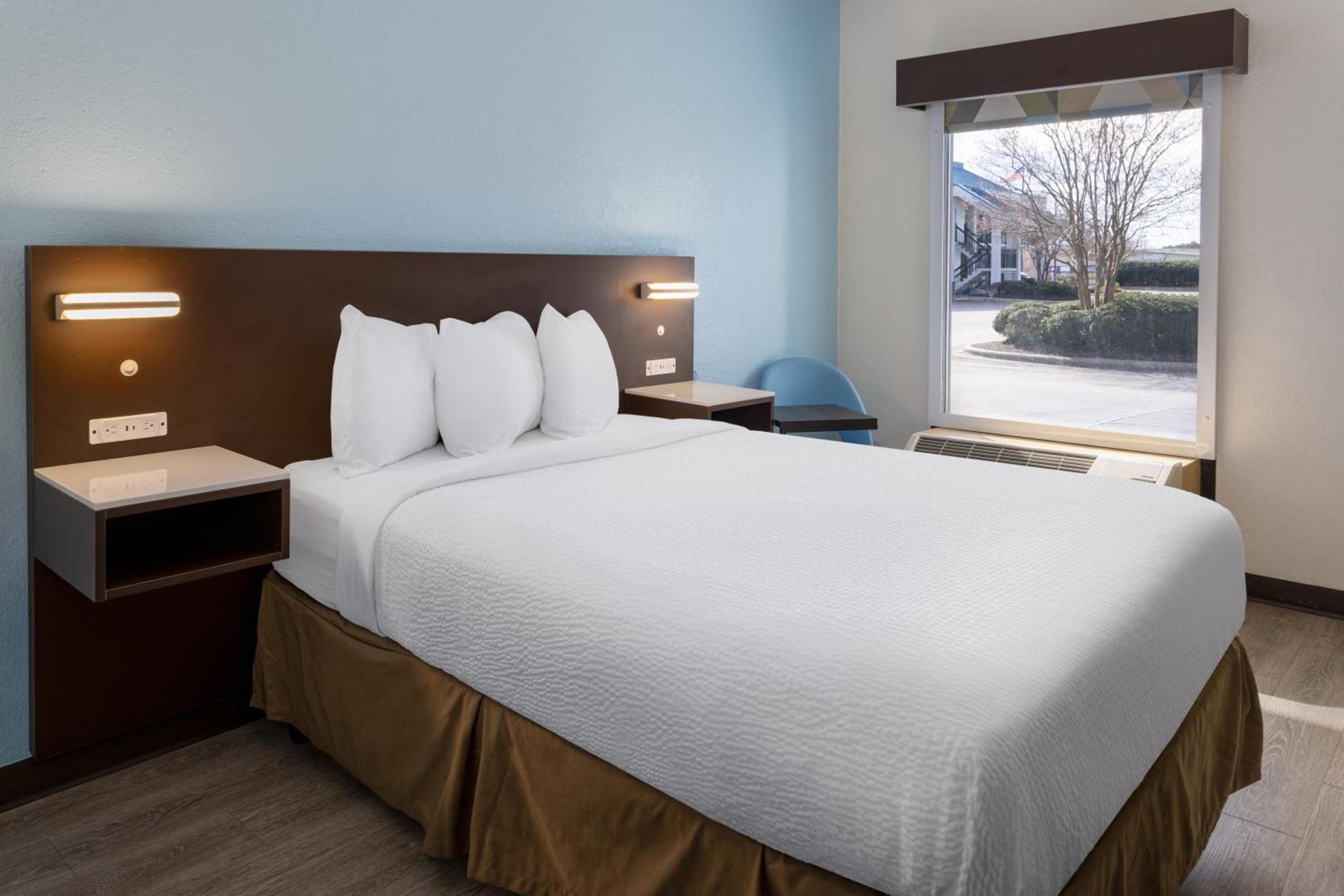 Studio 6 Suites Jacksonville, NC - Camp LeJeune photo 54