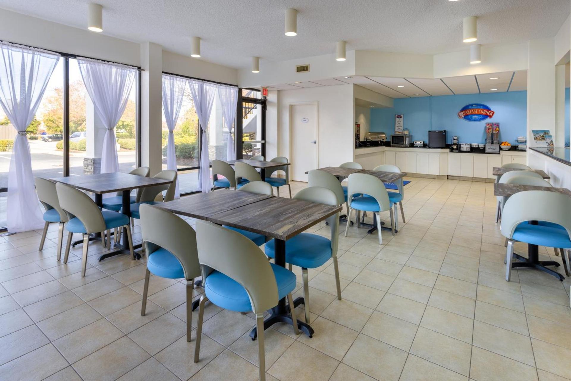 Studio 6 Suites Jacksonville, NC - Camp LeJeune photo 58