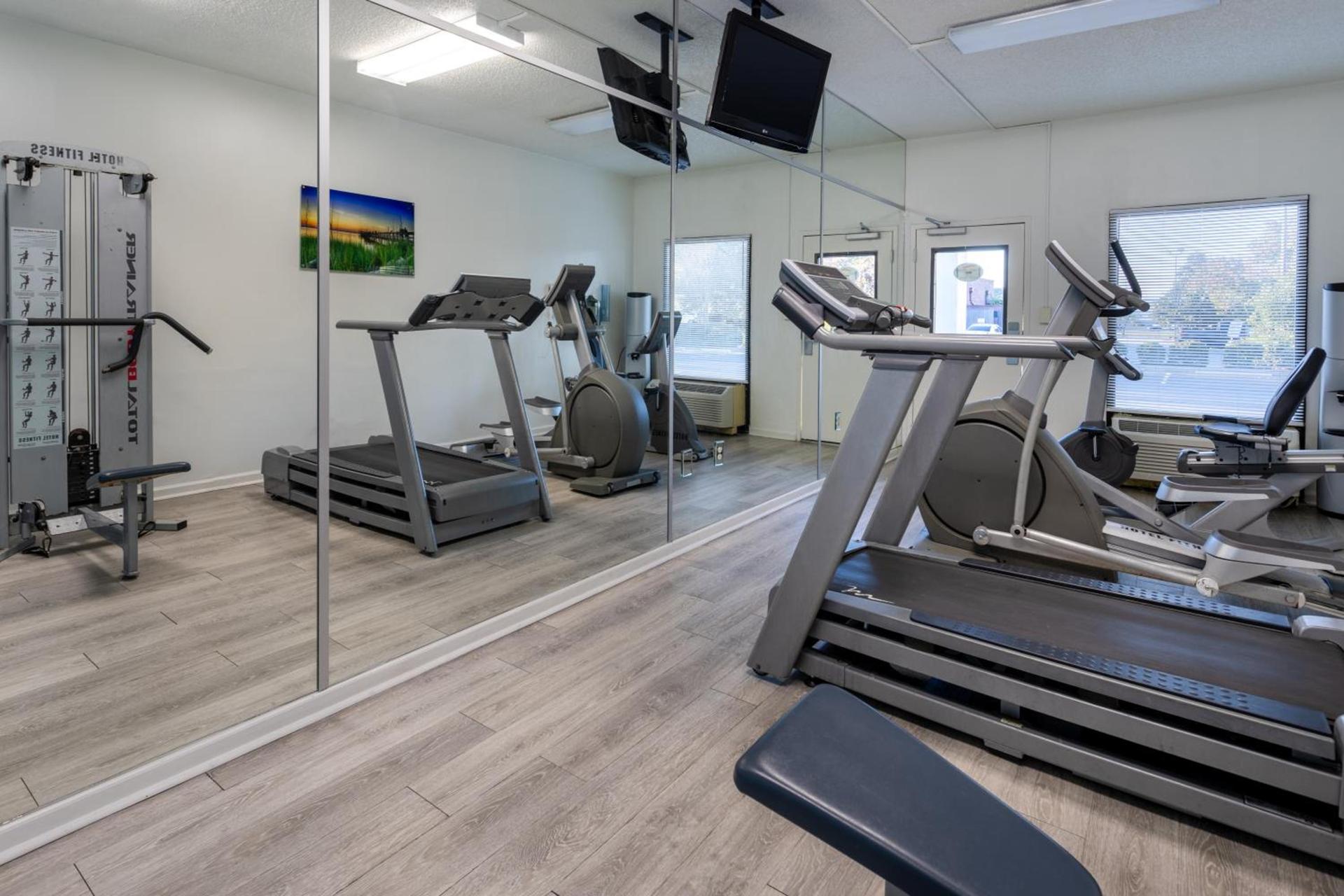 Studio 6 Suites Jacksonville, NC - Camp LeJeune photo 61