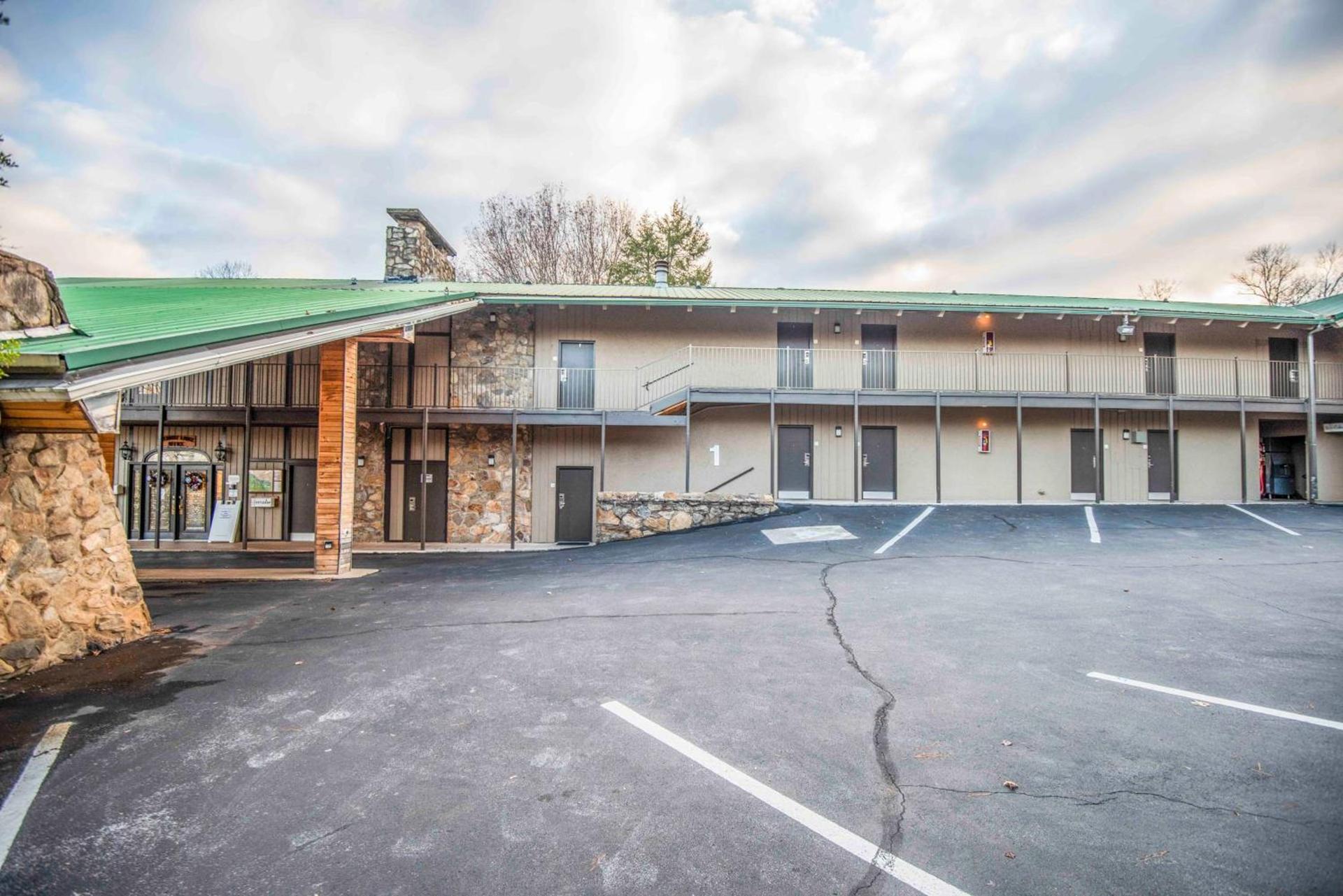 Tremont Lodge & Resort photo 32