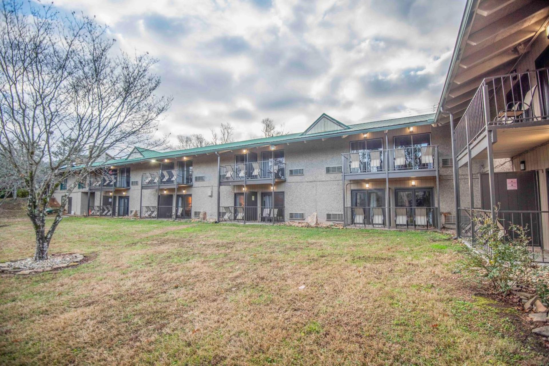 Tremont Lodge & Resort photo 30