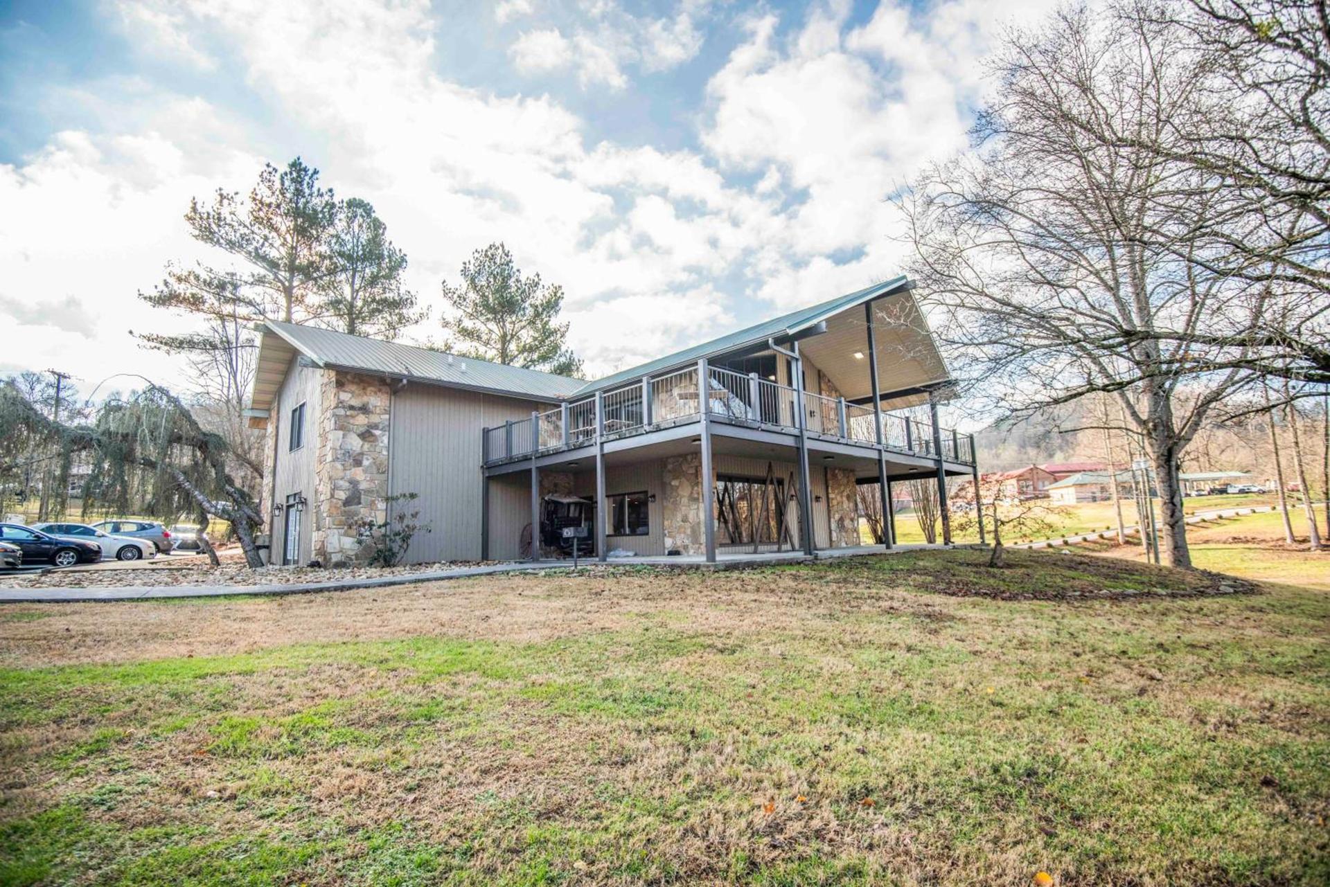 Tremont Lodge & Resort photo 35