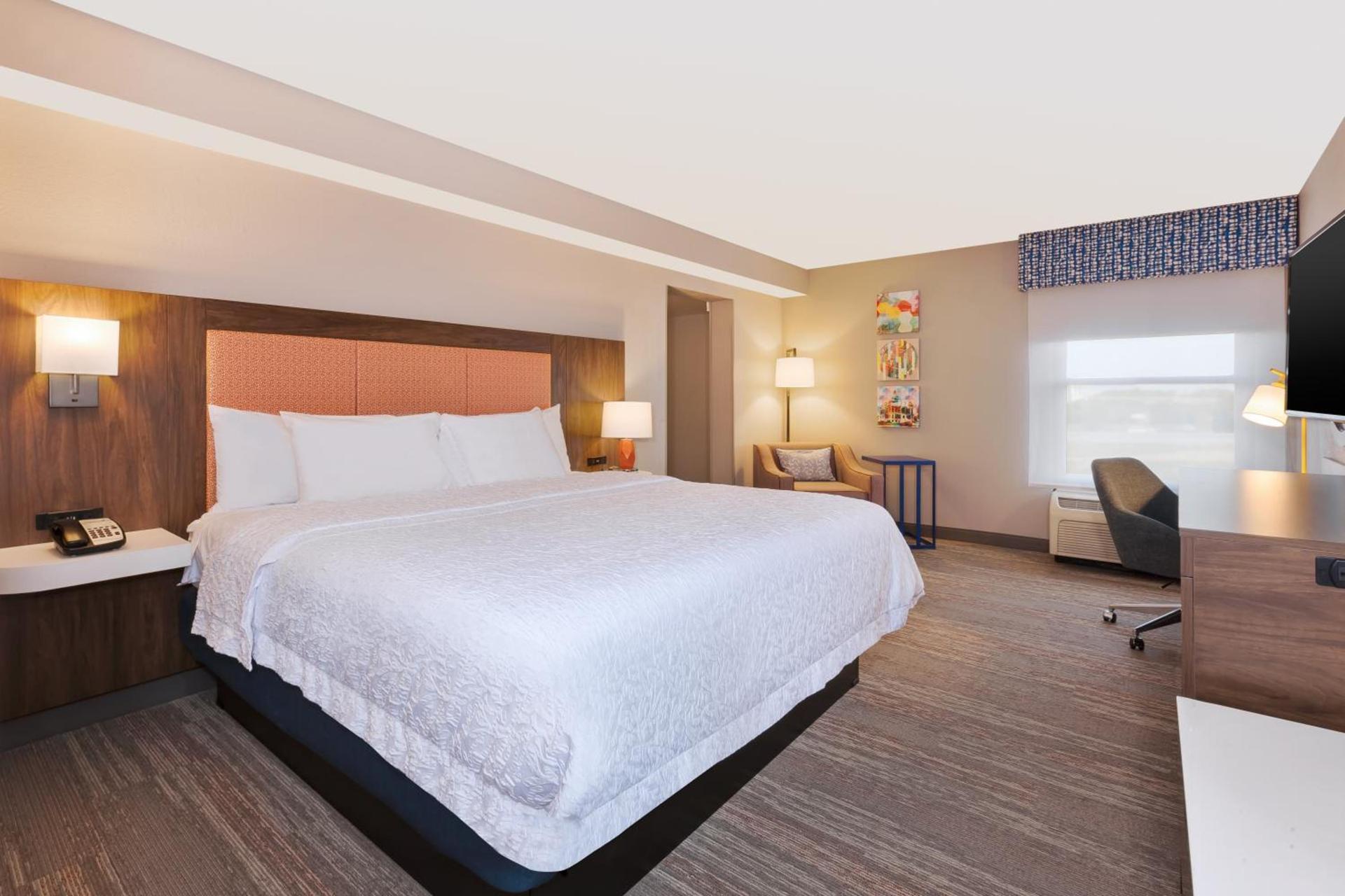 Hampton Inn Princeton photo 28