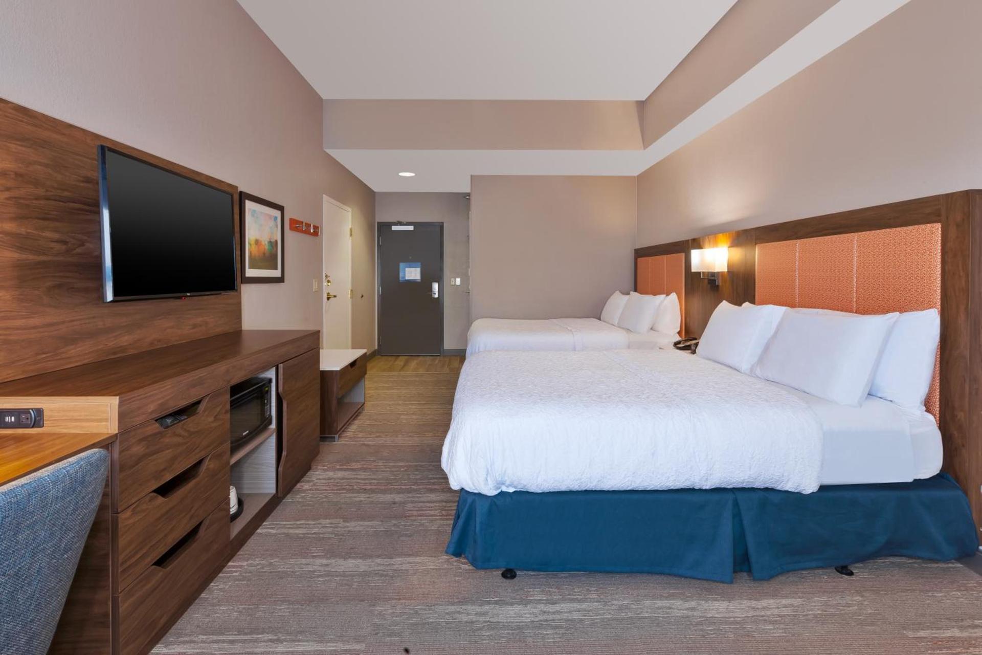 Hampton Inn Princeton photo 31