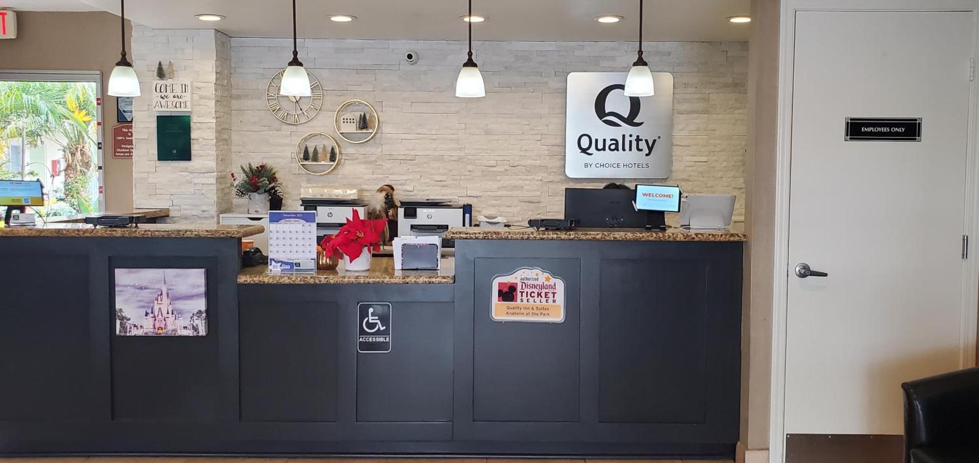 Quality Inn & Suites Anaheim at the Park photo 34