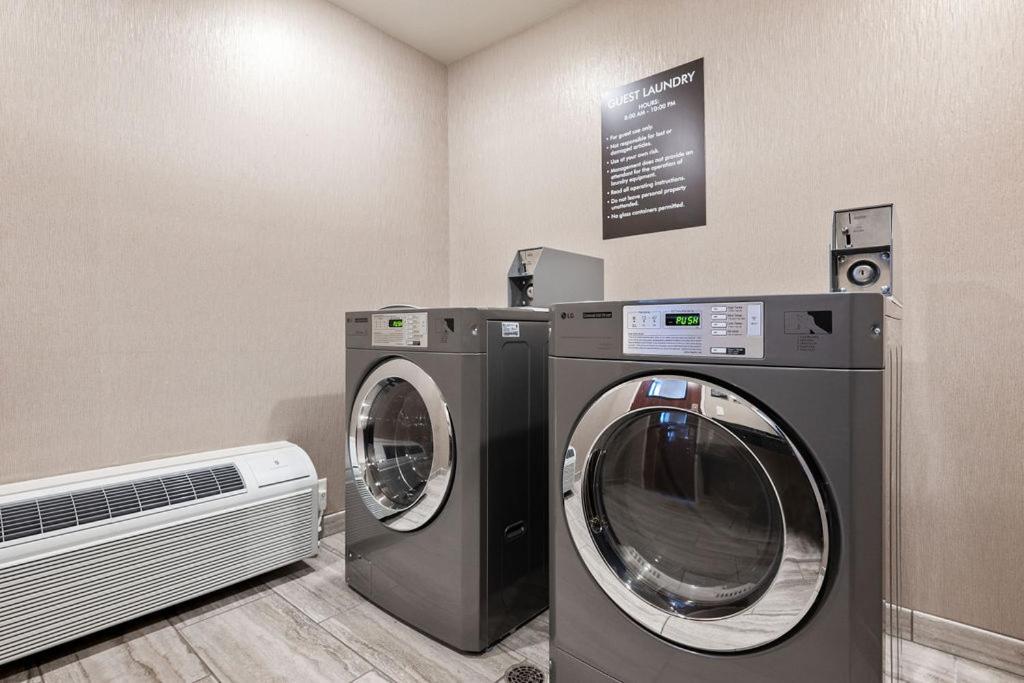 Cobblestone Hotel & Suites - Mosinee photo 15