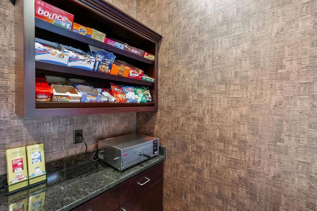 Cobblestone Hotel & Suites - Mosinee photo 47