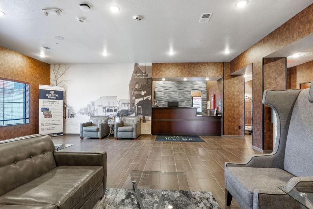 Cobblestone Hotel & Suites - Mosinee photo 48