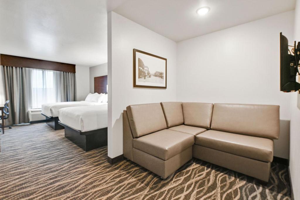 Cobblestone Hotel & Suites - Mosinee photo 96