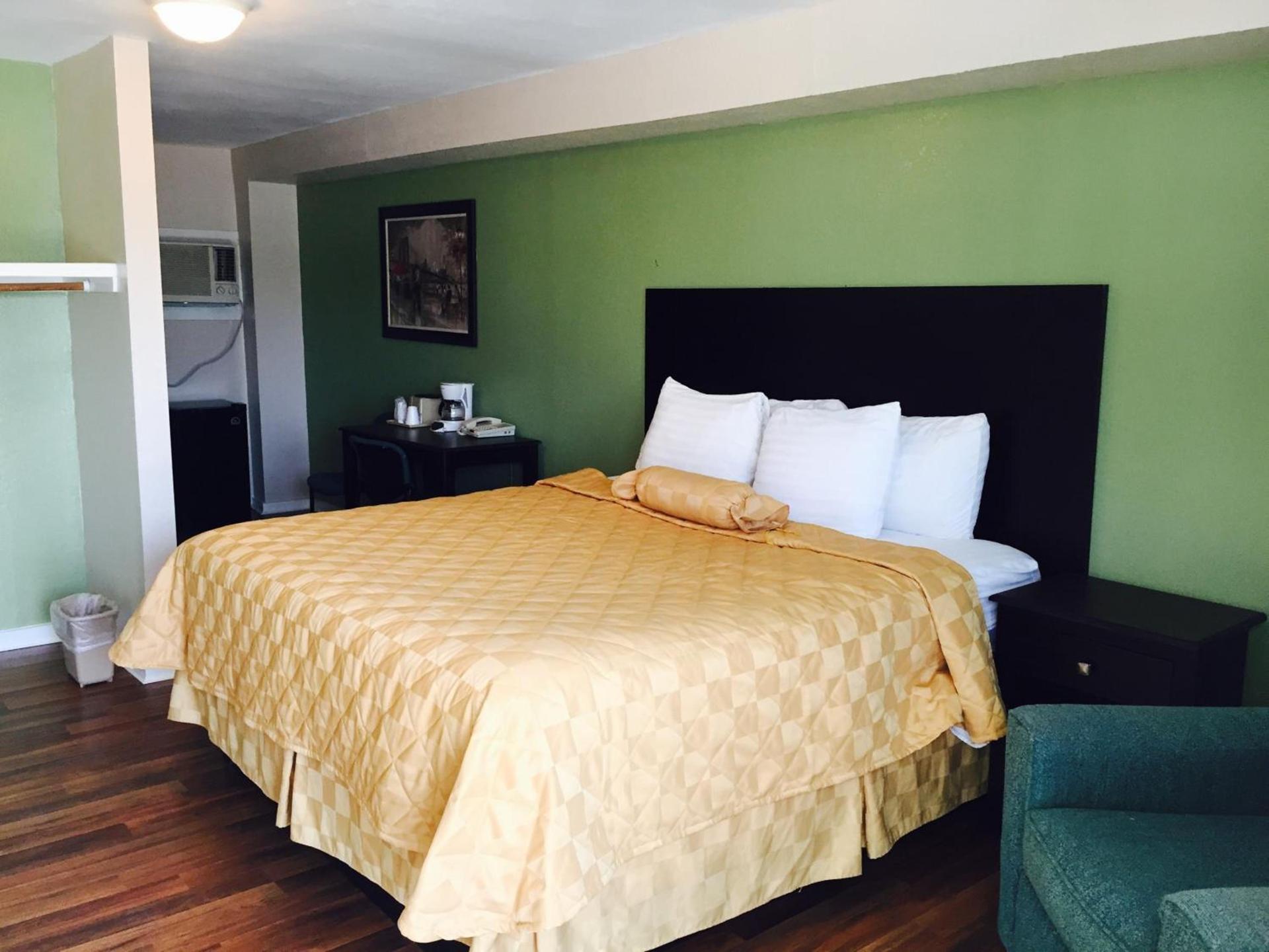 Executive Inn & Kitchenette Suites-Eagle Pass photo 21