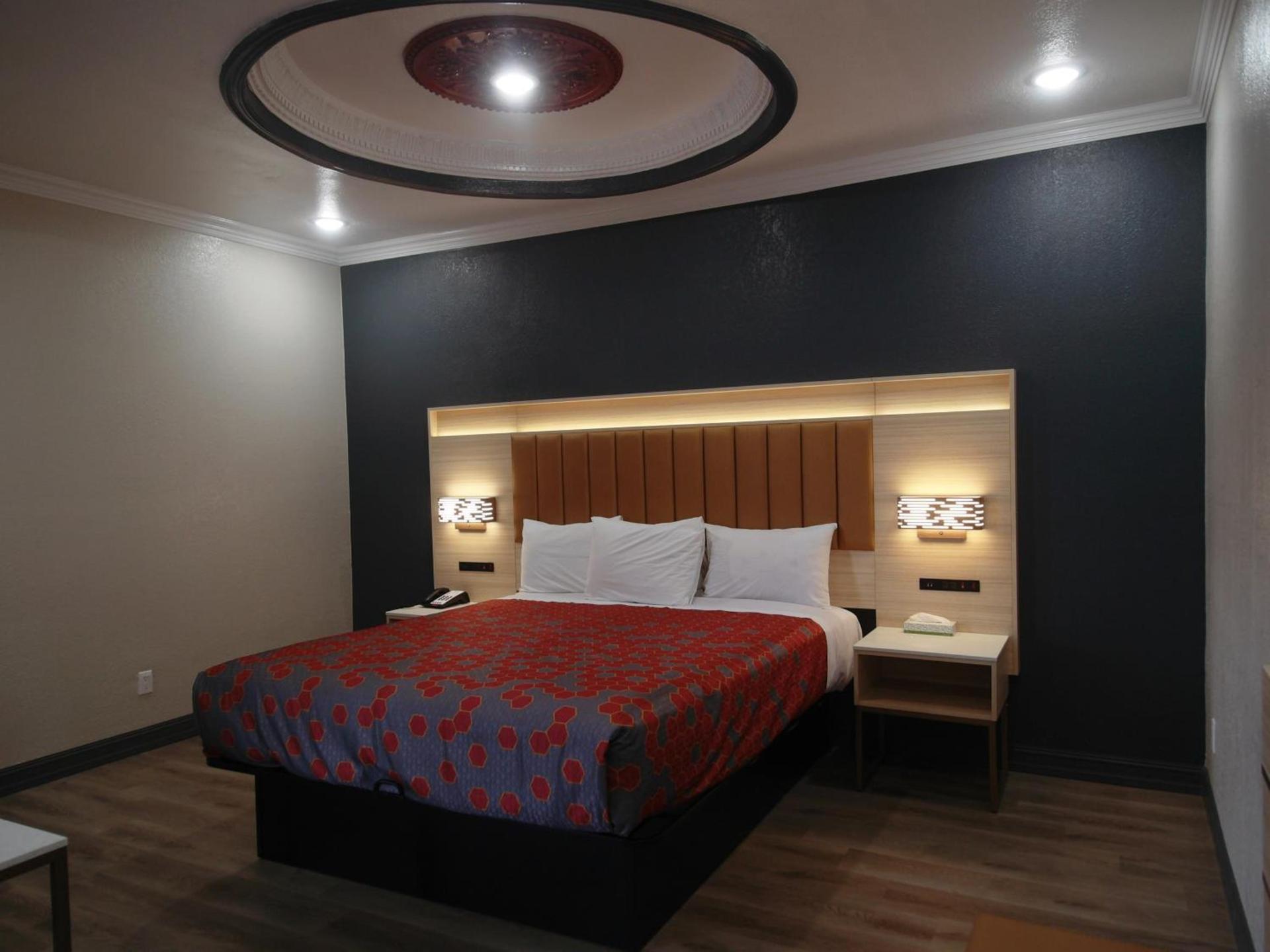 Americas Best Value Inn-Rialto photo 13