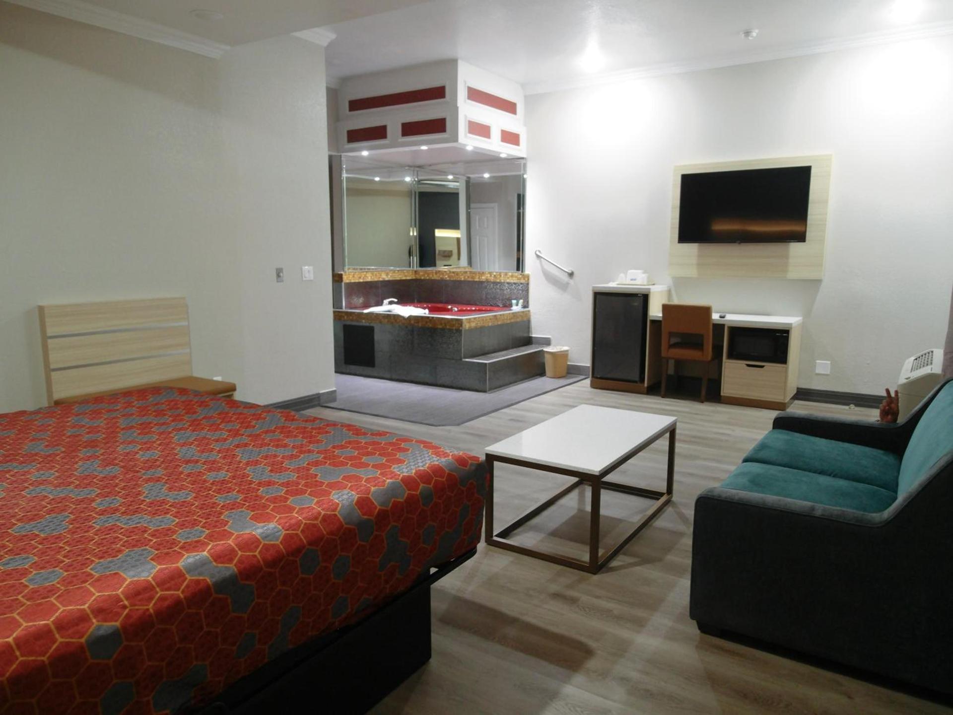 Americas Best Value Inn-Rialto photo 22
