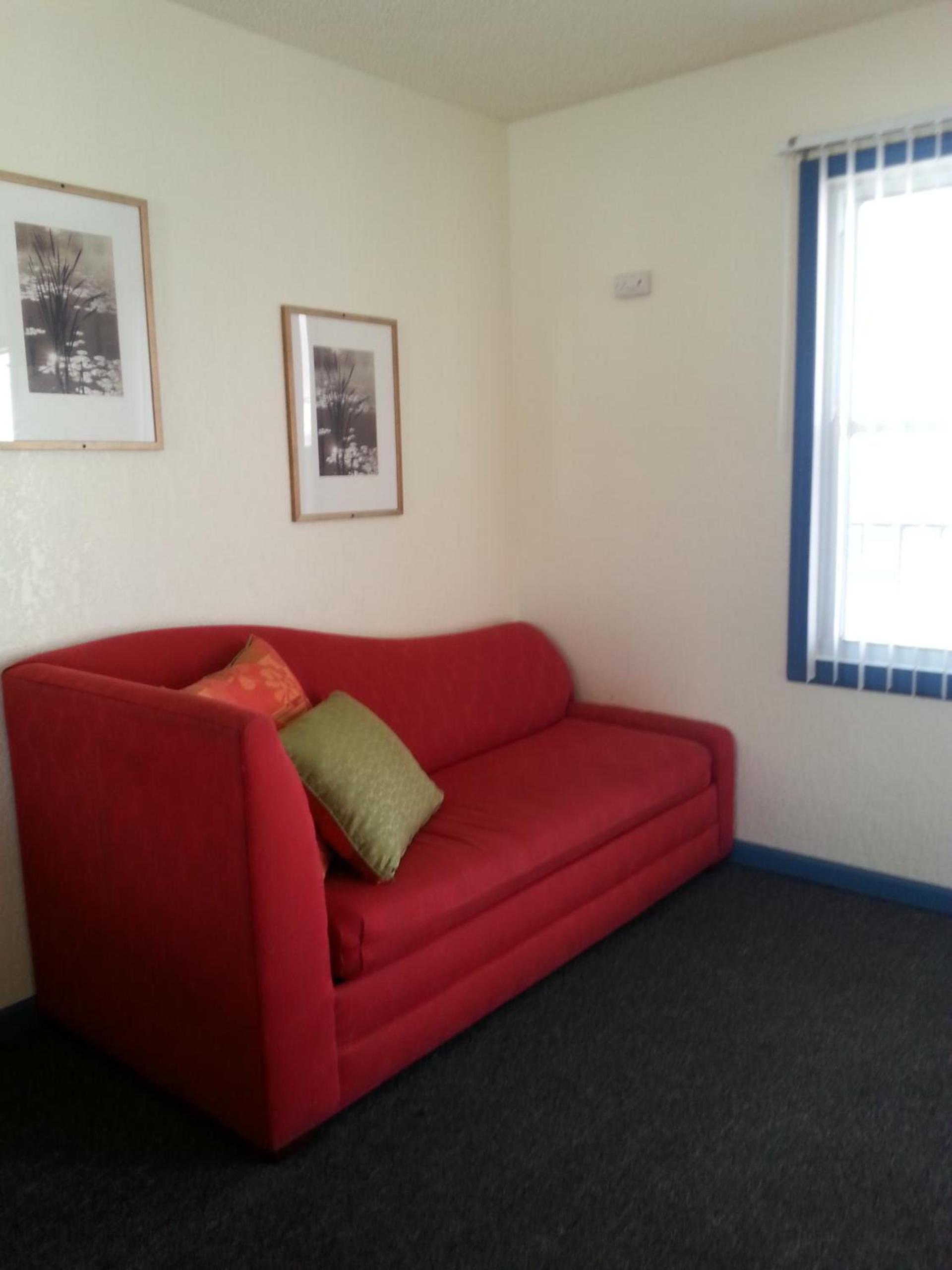 Sunrise Motel photo 27