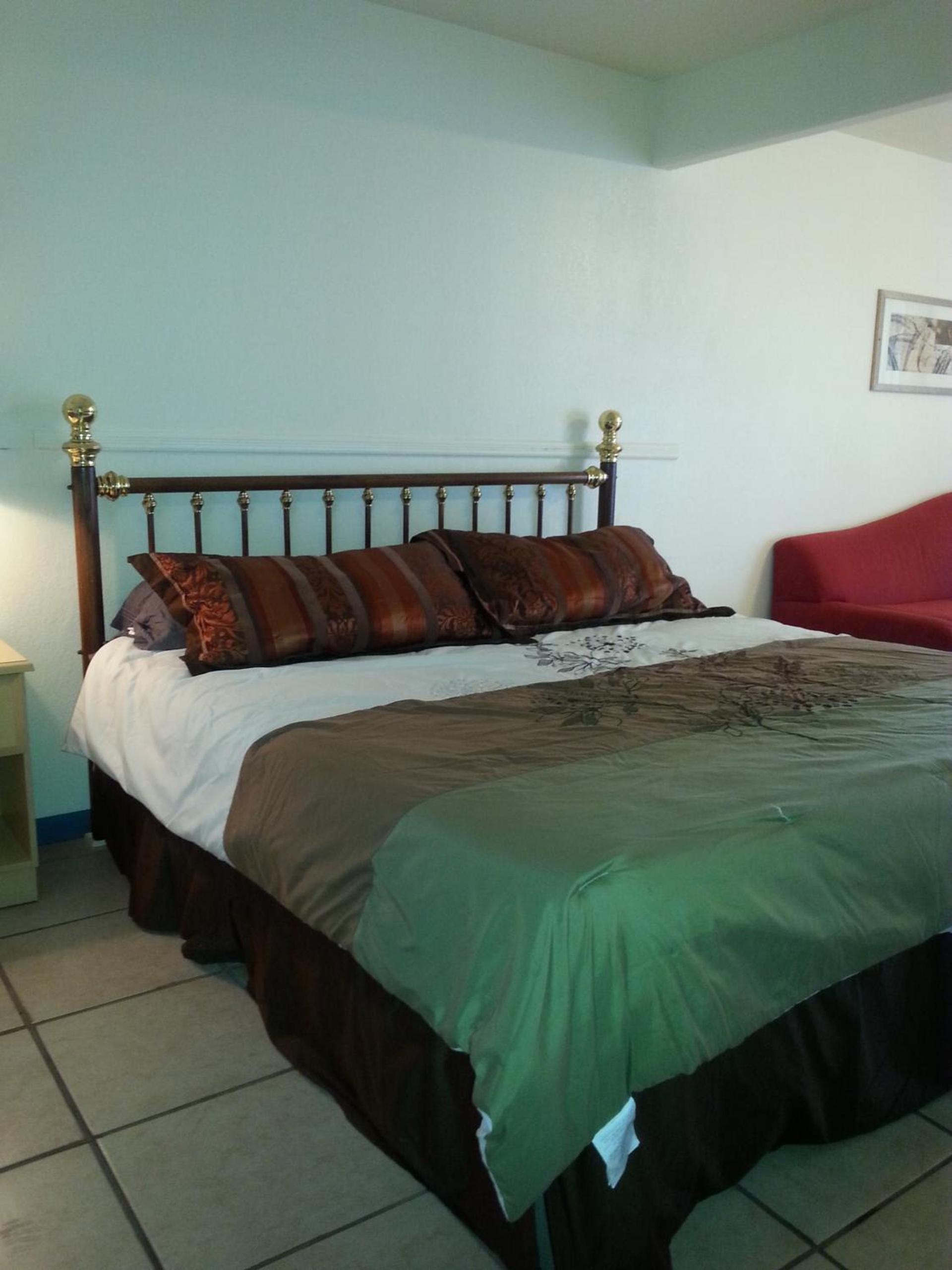 Sunrise Motel photo 31