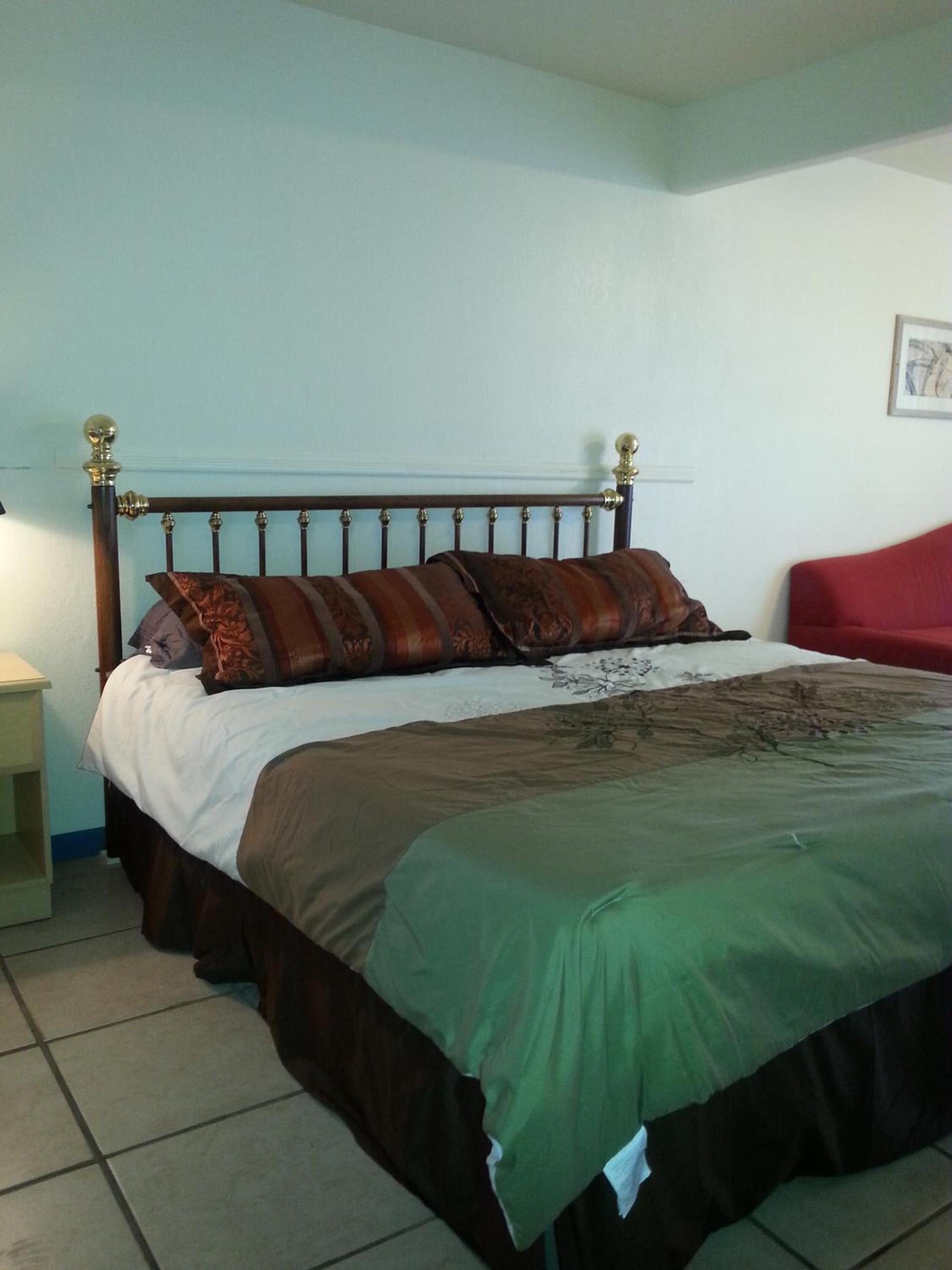 Sunrise Motel photo 32