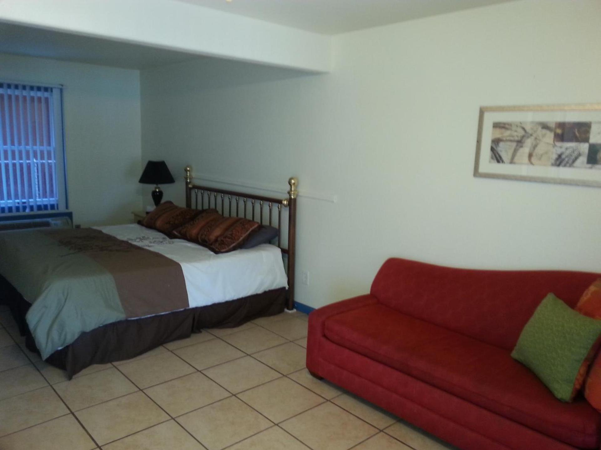 Sunrise Motel photo 34