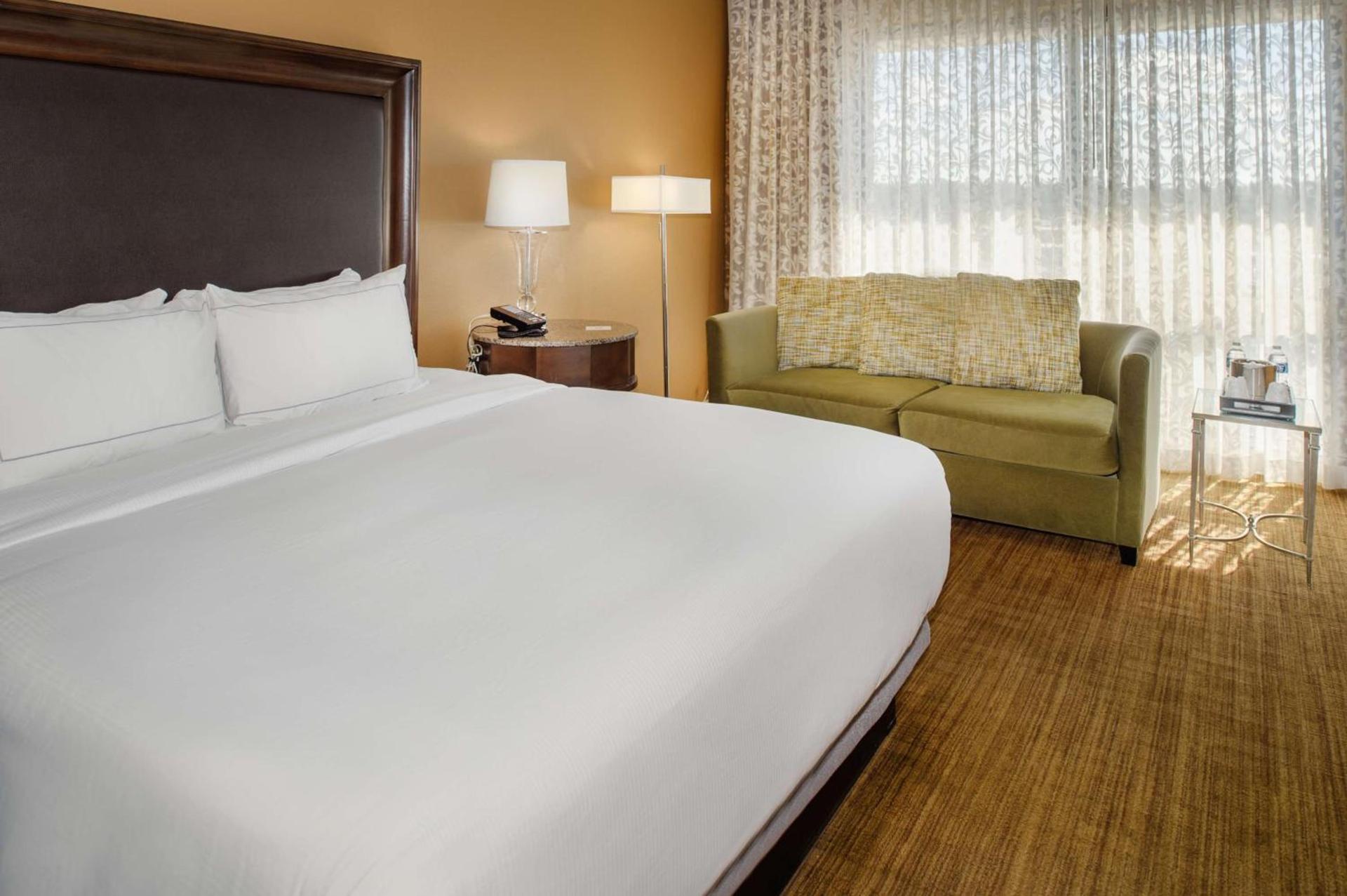 Hilton St. Louis Airport photo 37