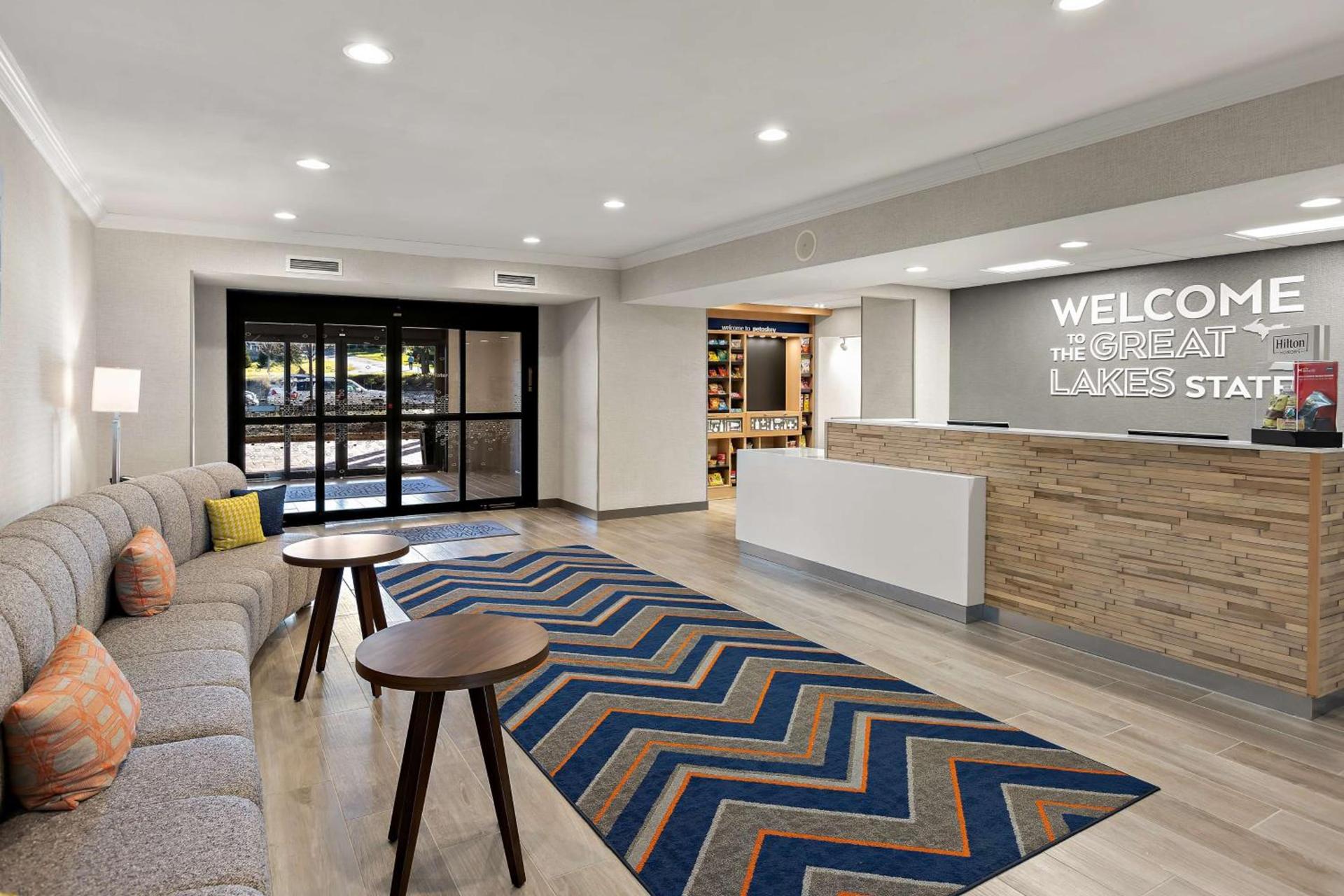 Hampton Inn & Suites Petoskey photo 9