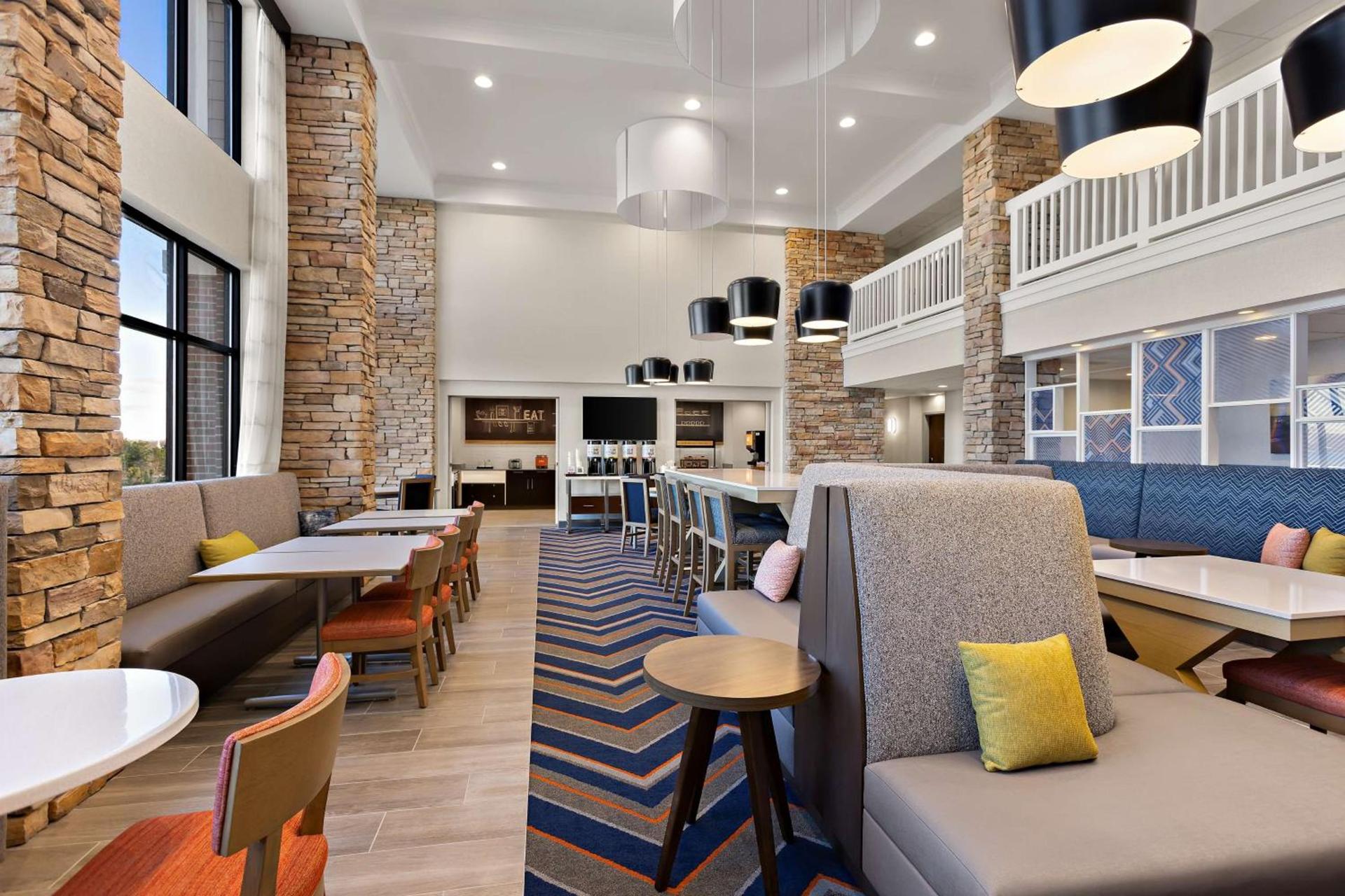 Hampton Inn & Suites Petoskey photo 25