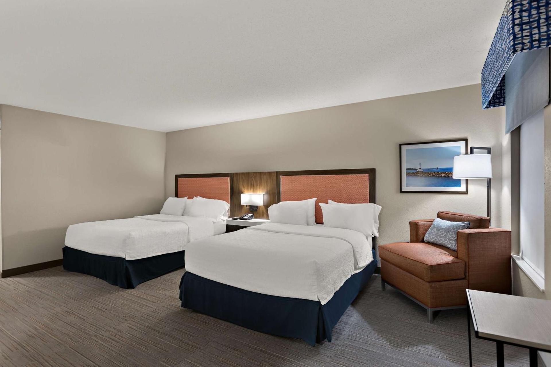 Hampton Inn & Suites Petoskey photo 60
