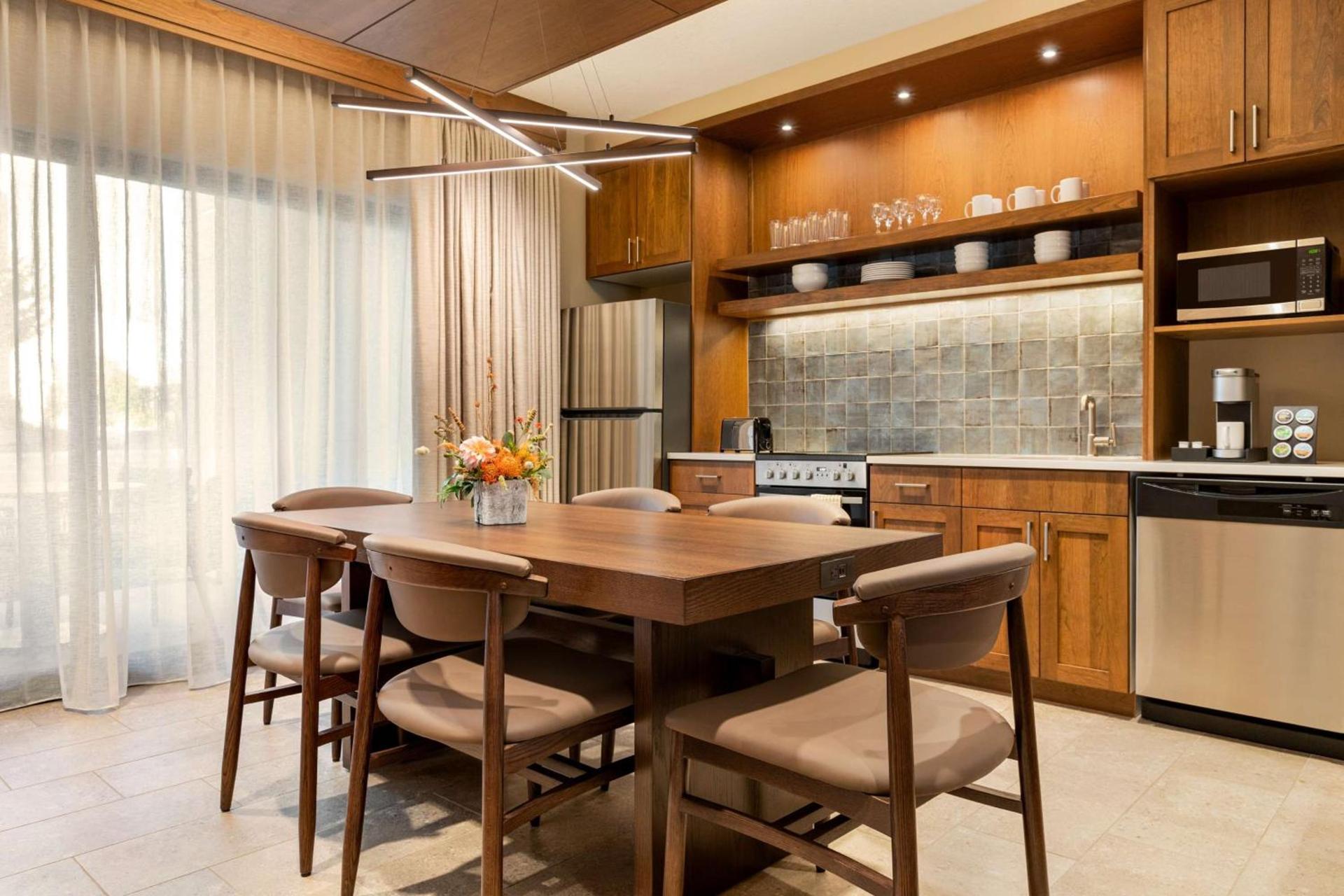 Casitas At The Hoodoo Moab, Curio Collection By Hilton photo 16