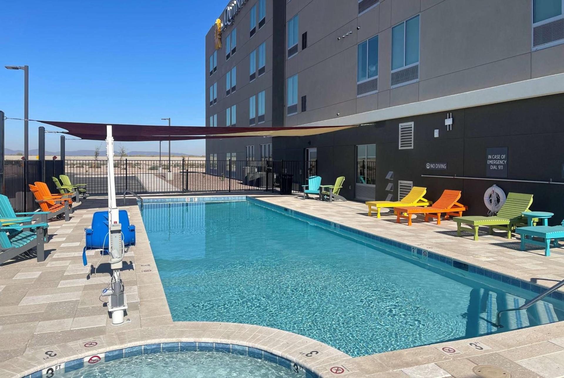 La Quinta Inn & Suites by Wyndham Yuma photo 7