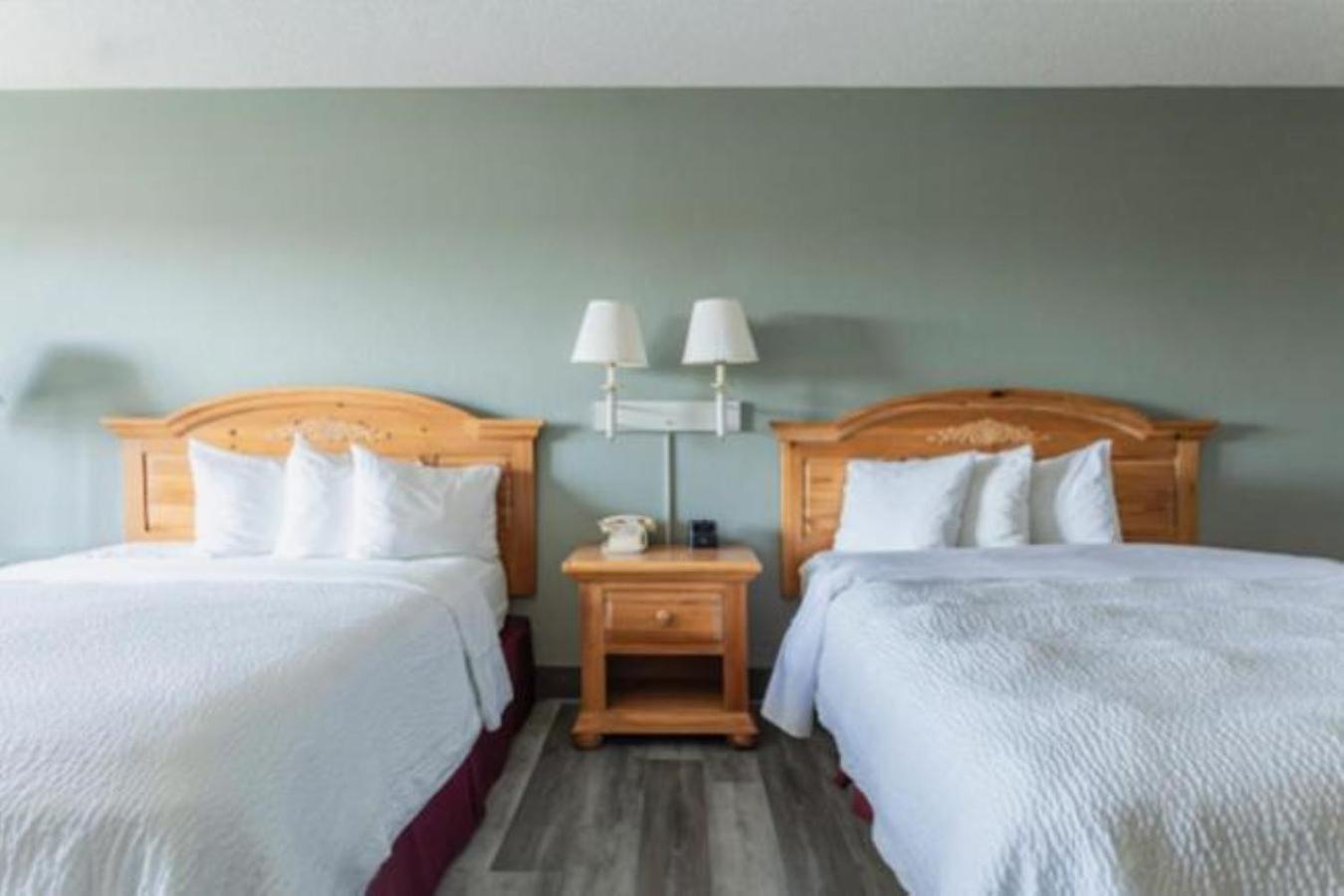 Lancaster Inn & Suites photo 32