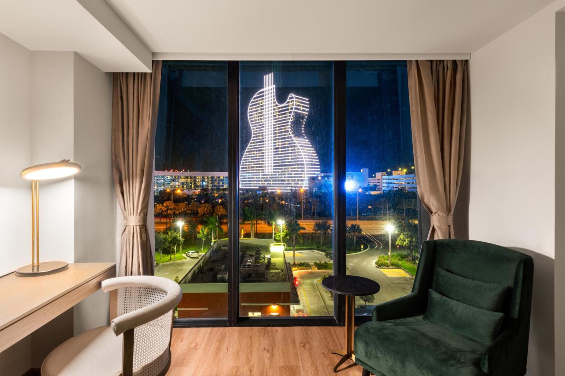 Dolce by Wyndham Hollywood photo 92