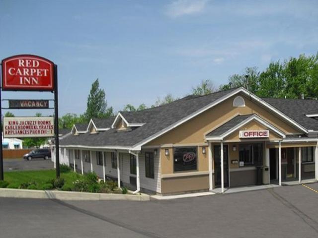 Red Carpet Inn Orchard Park photo 2