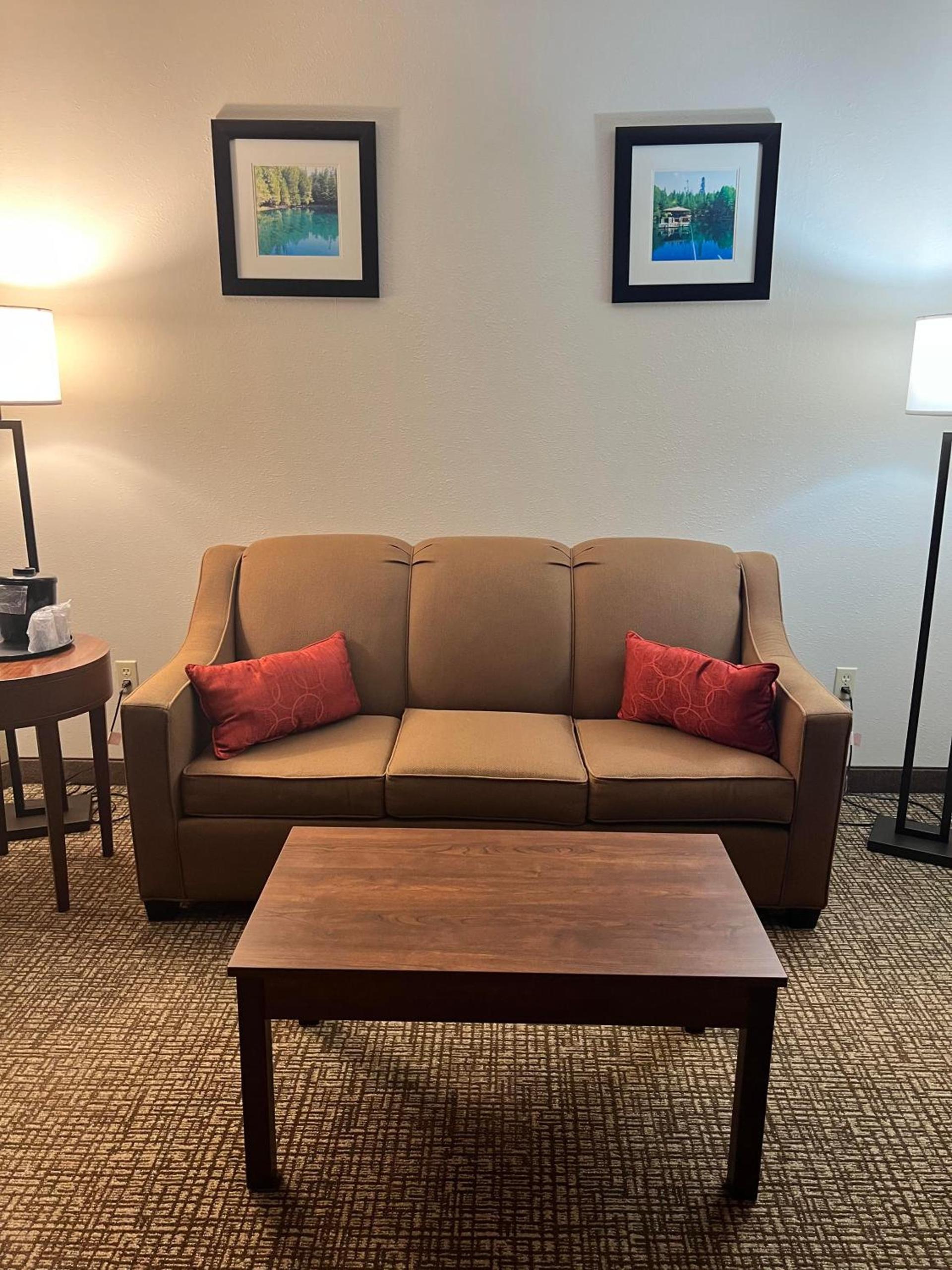 Comfort Inn Manistique photo 17
