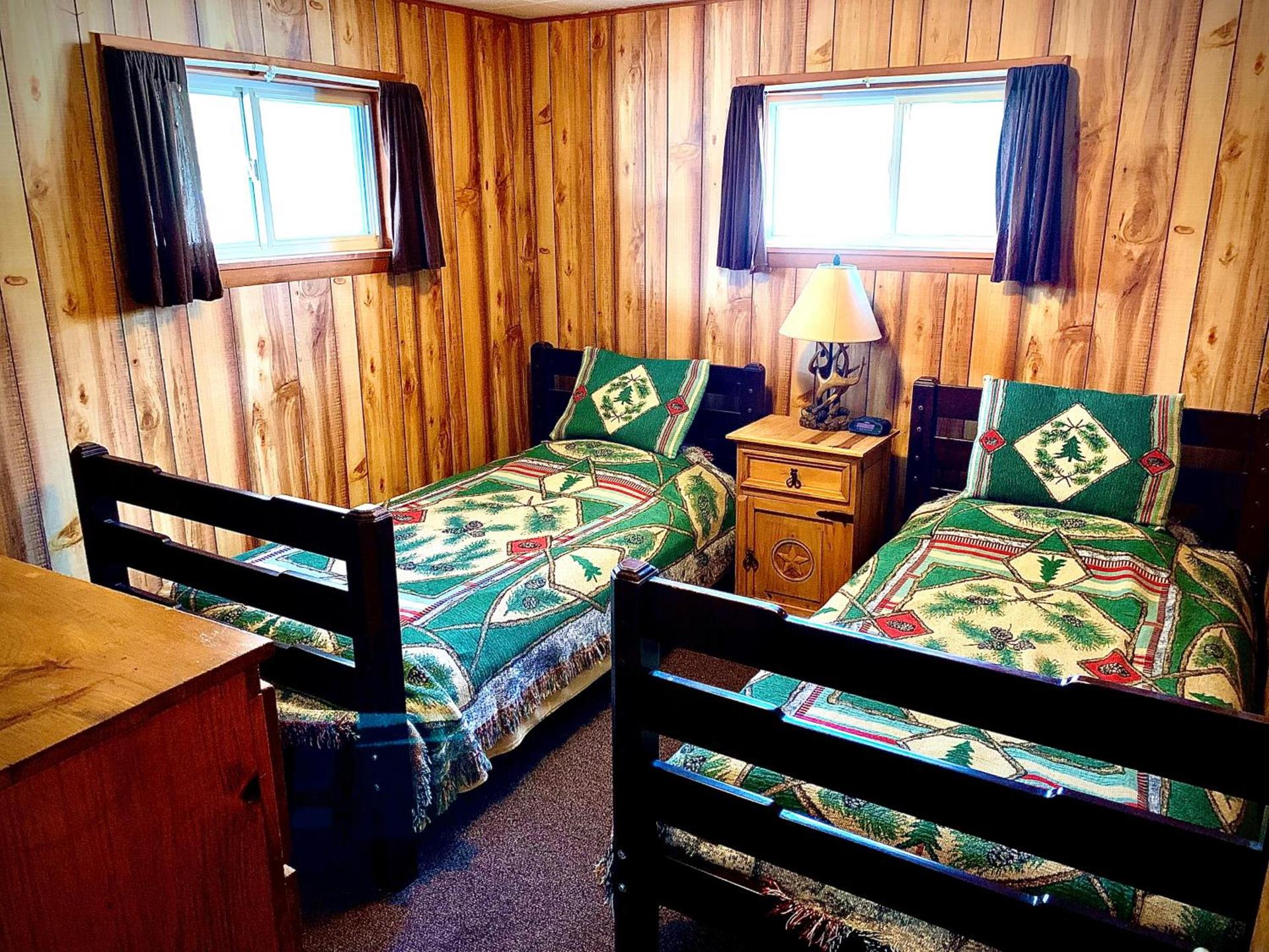 Benzonia Rustic Resort photo 3