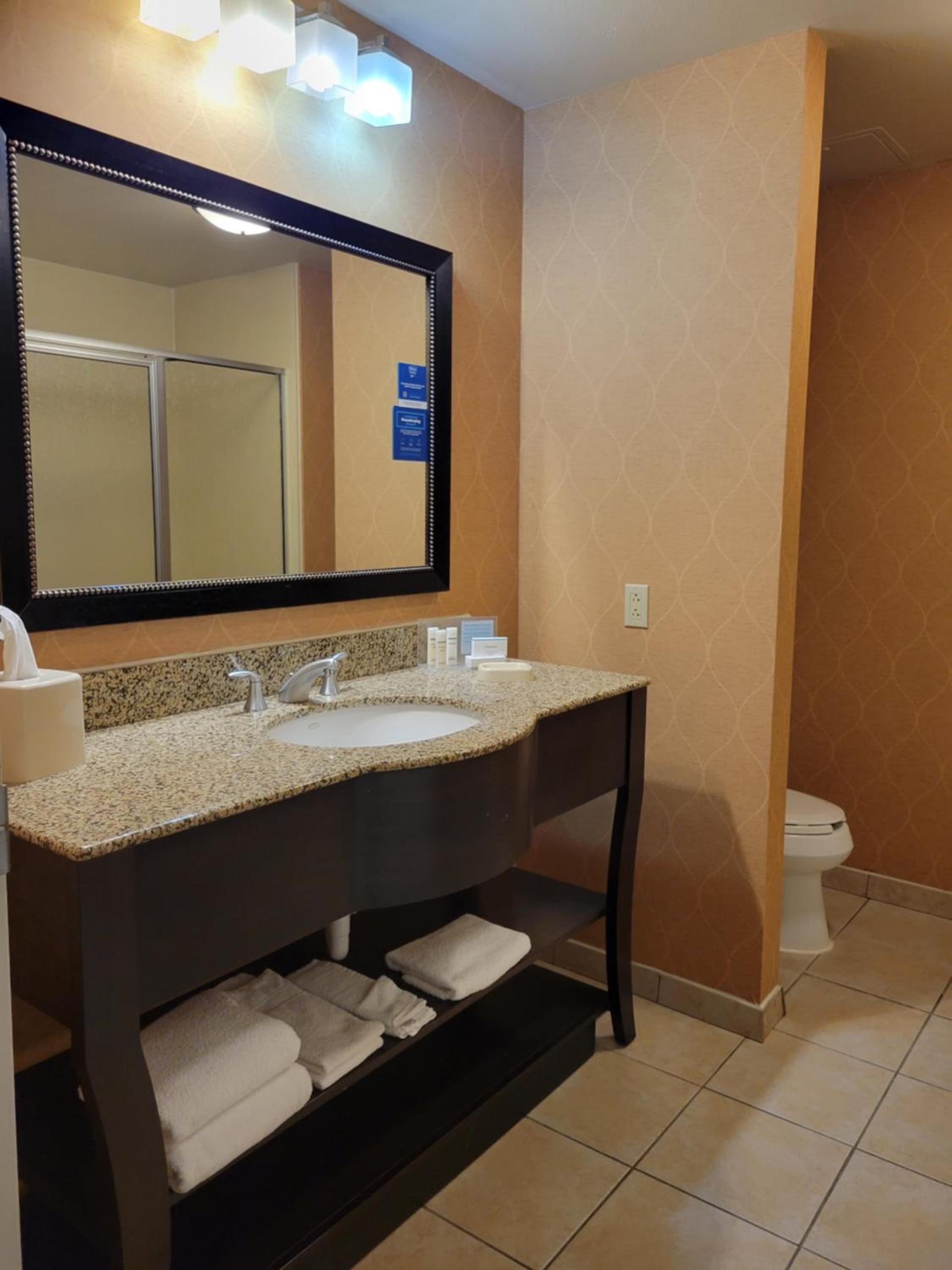 Hampton Inn & Suites Austin Cedar Park-Lakeline photo 19