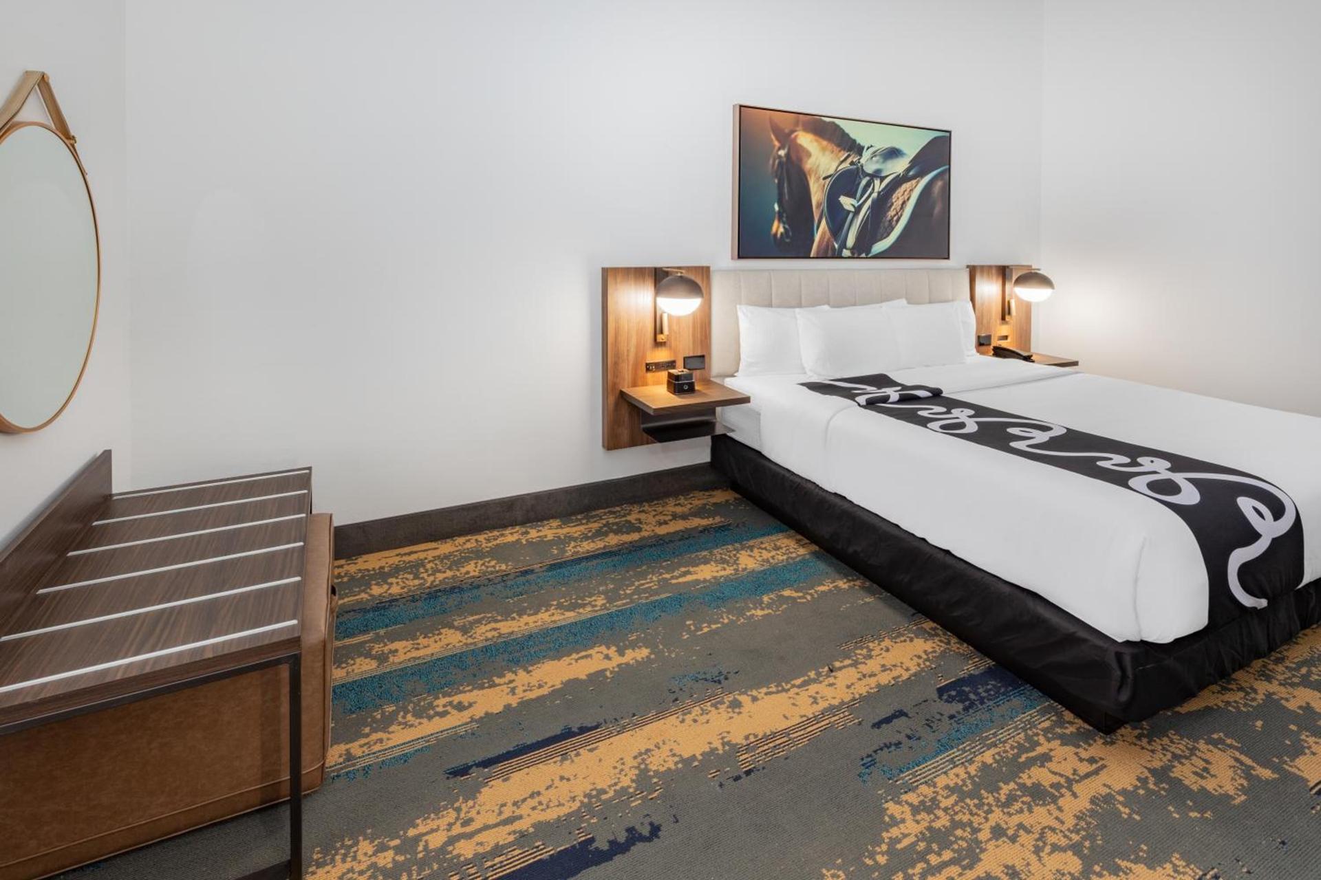 La Quinta Inn & Suites by Wyndham Pharr RGV Medical Center photo 37