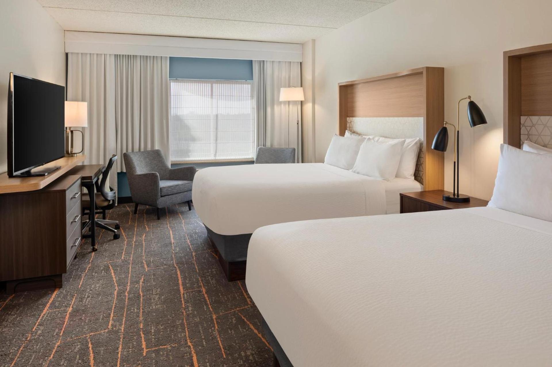 Holiday Inn Hotel & Suites Maple Grove Northwest Minneapolis-Arbor Lakes by IHG photo 18