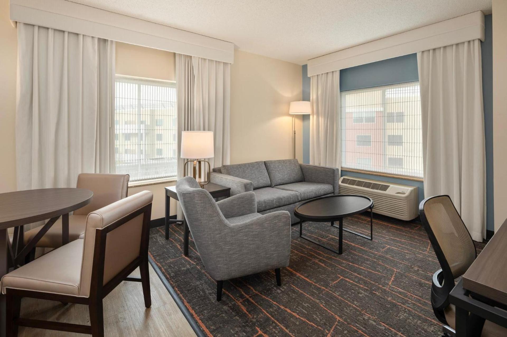 Holiday Inn Hotel & Suites Maple Grove Northwest Minneapolis-Arbor Lakes by IHG photo 26