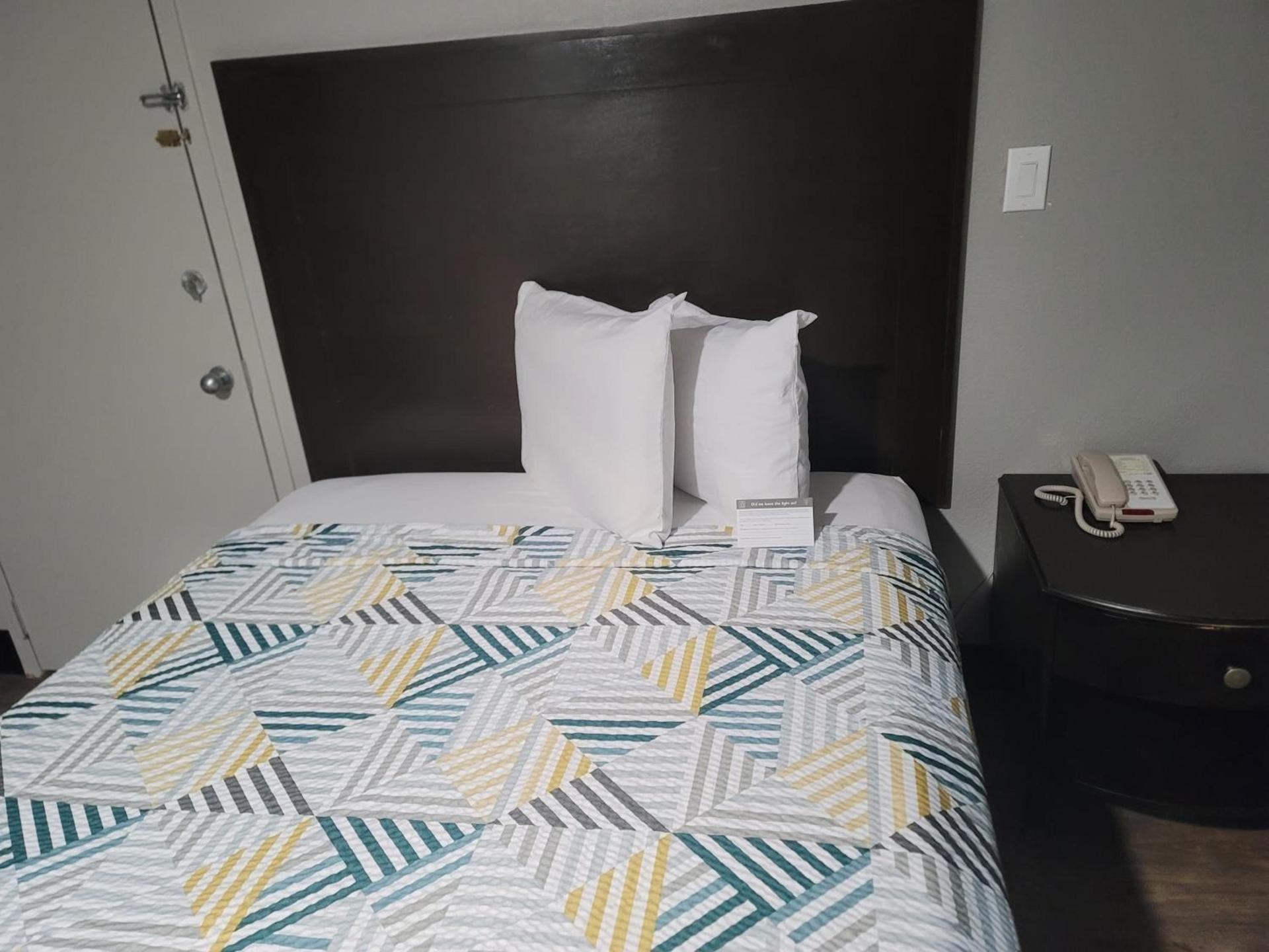 Studio 6 Suites Hinesville, GA photo 22