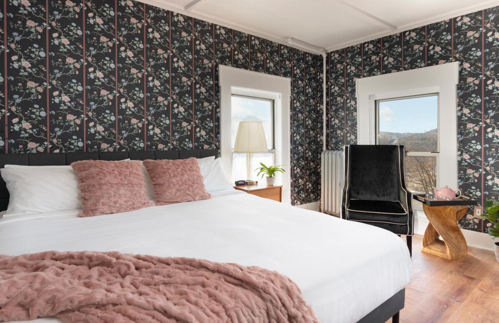 Thayers Inn photo 46