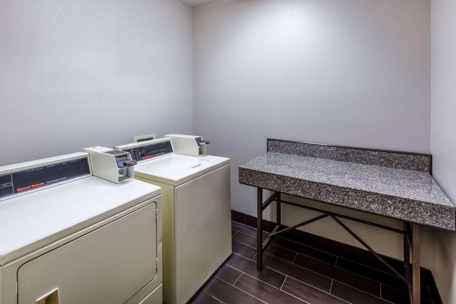 La Quinta by Wyndham Rockwall photo 36