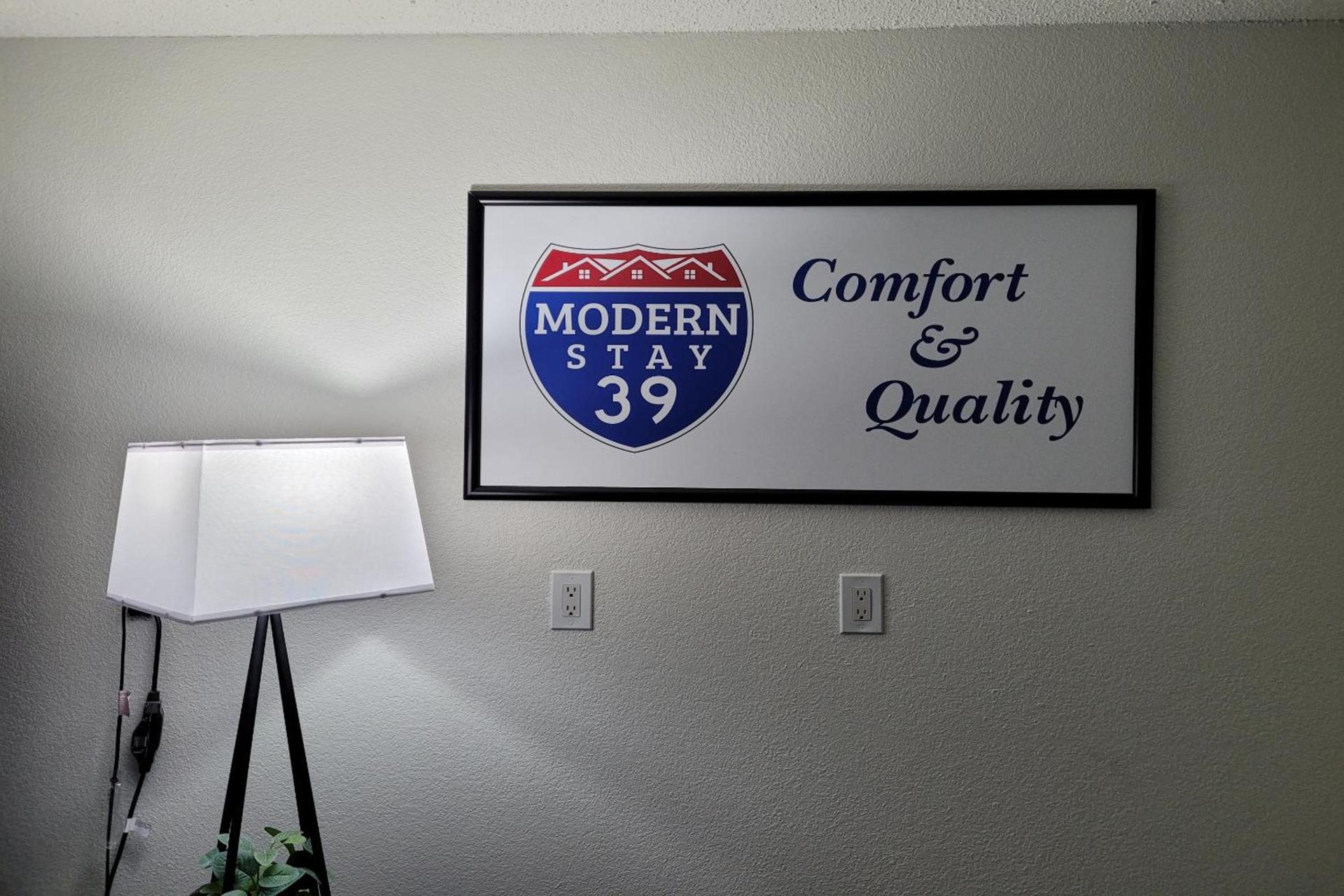 Modern Stay 39 Lakeview By OYO Minonk photo 27
