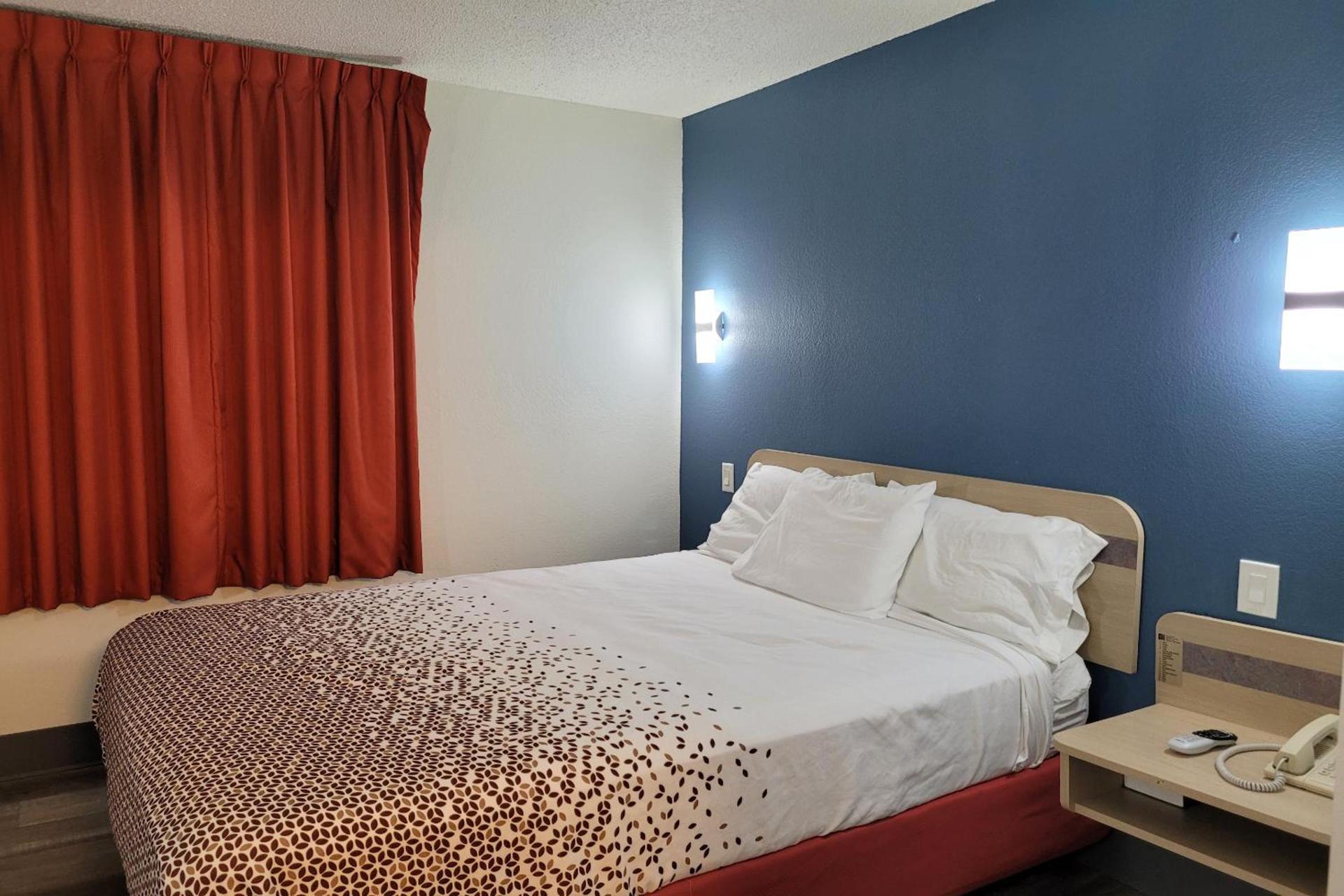 Modern Stay 39 Lakeview By OYO Minonk photo 47