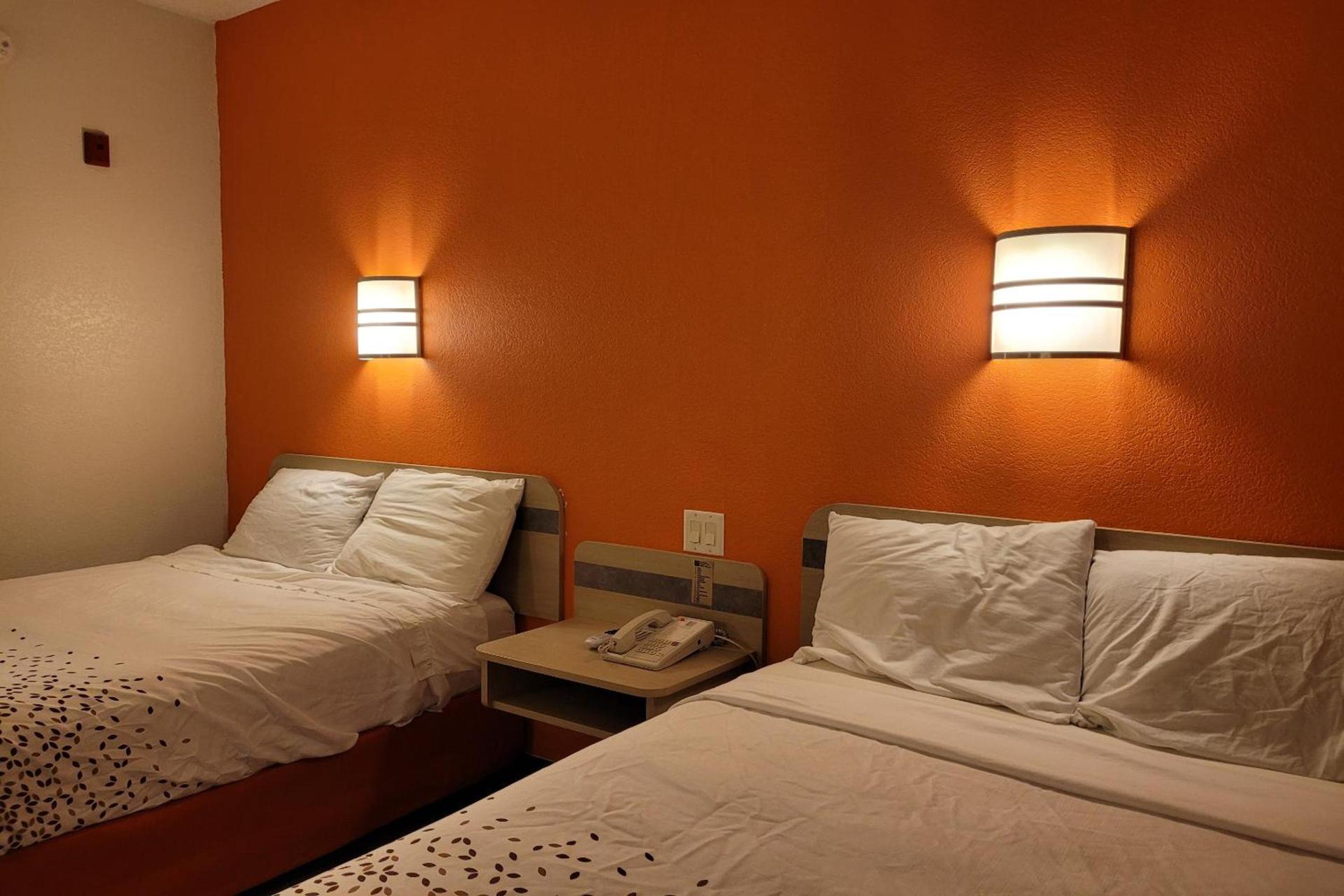 Modern Stay 39 Lakeview By OYO Minonk photo 56