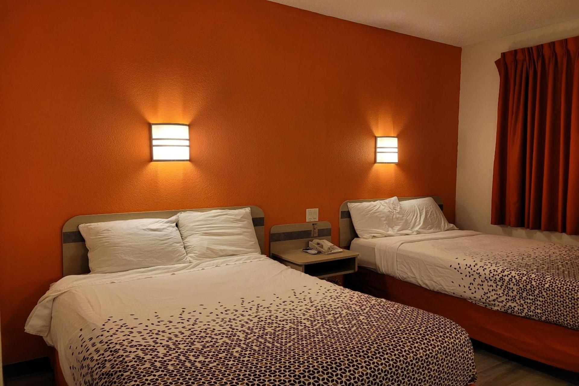 Modern Stay 39 Lakeview By OYO Minonk photo 77