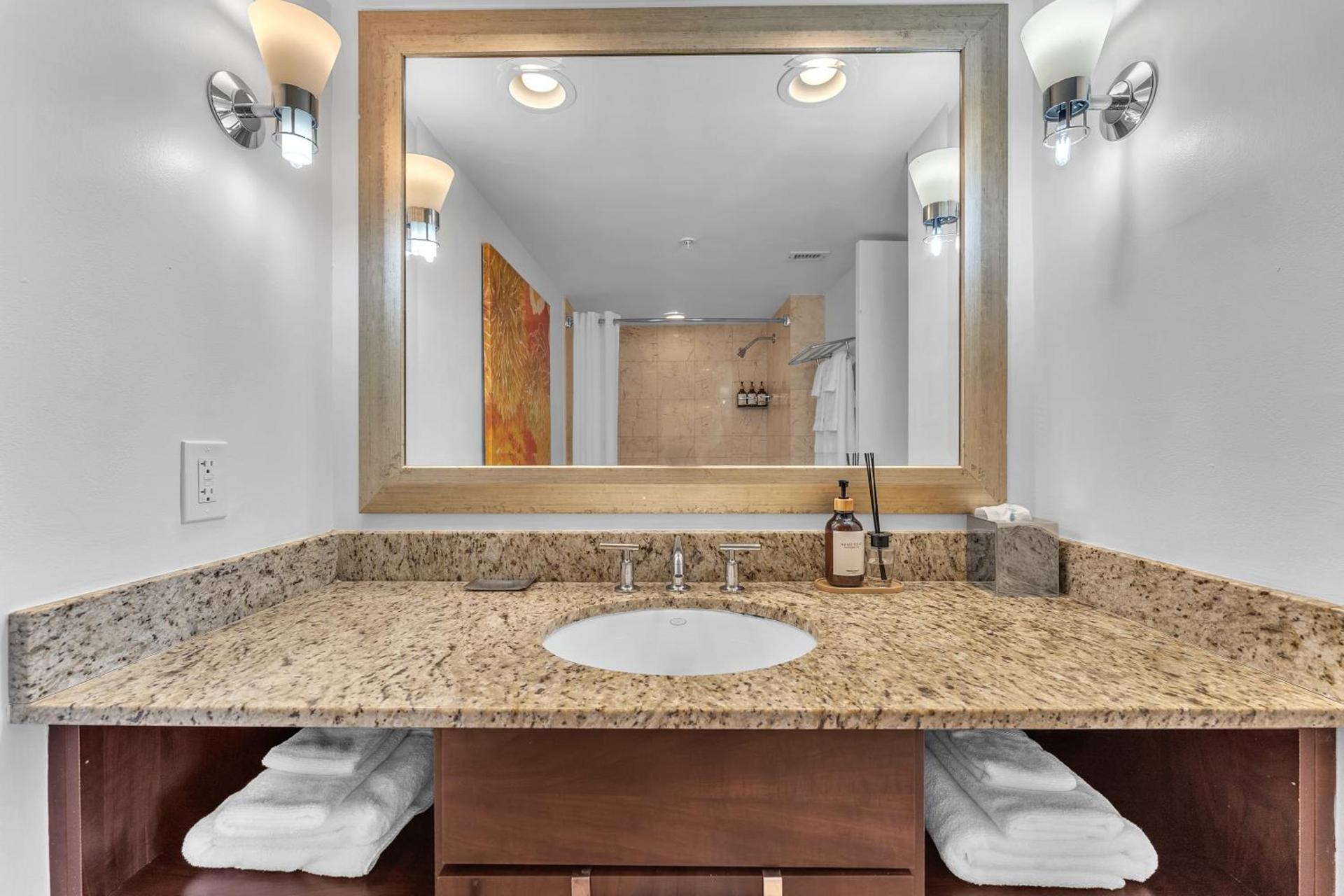 Eternal Sunrise Suite photo 33