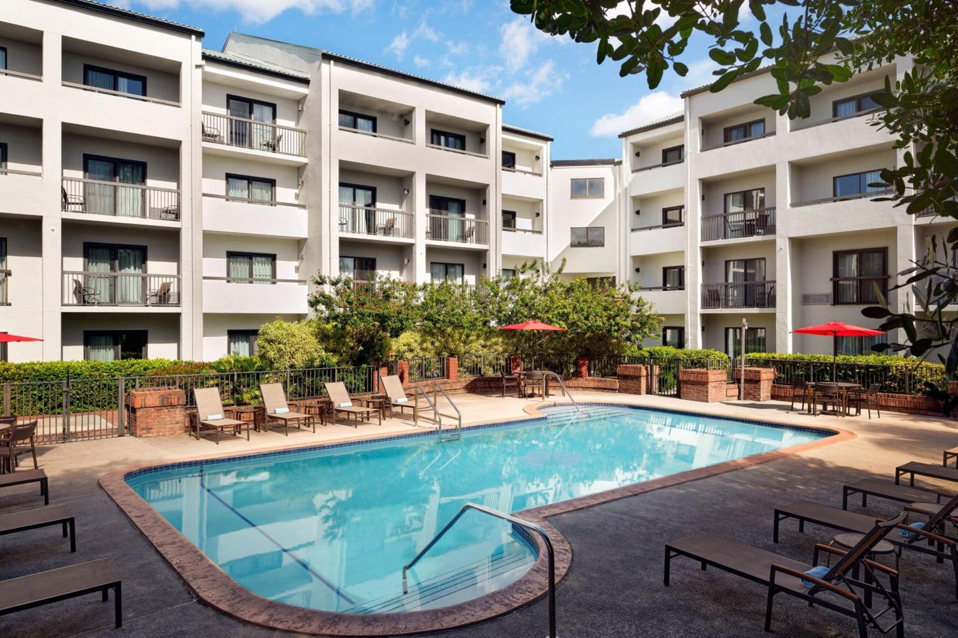 Courtyard Miami Airport West Doral photo 25