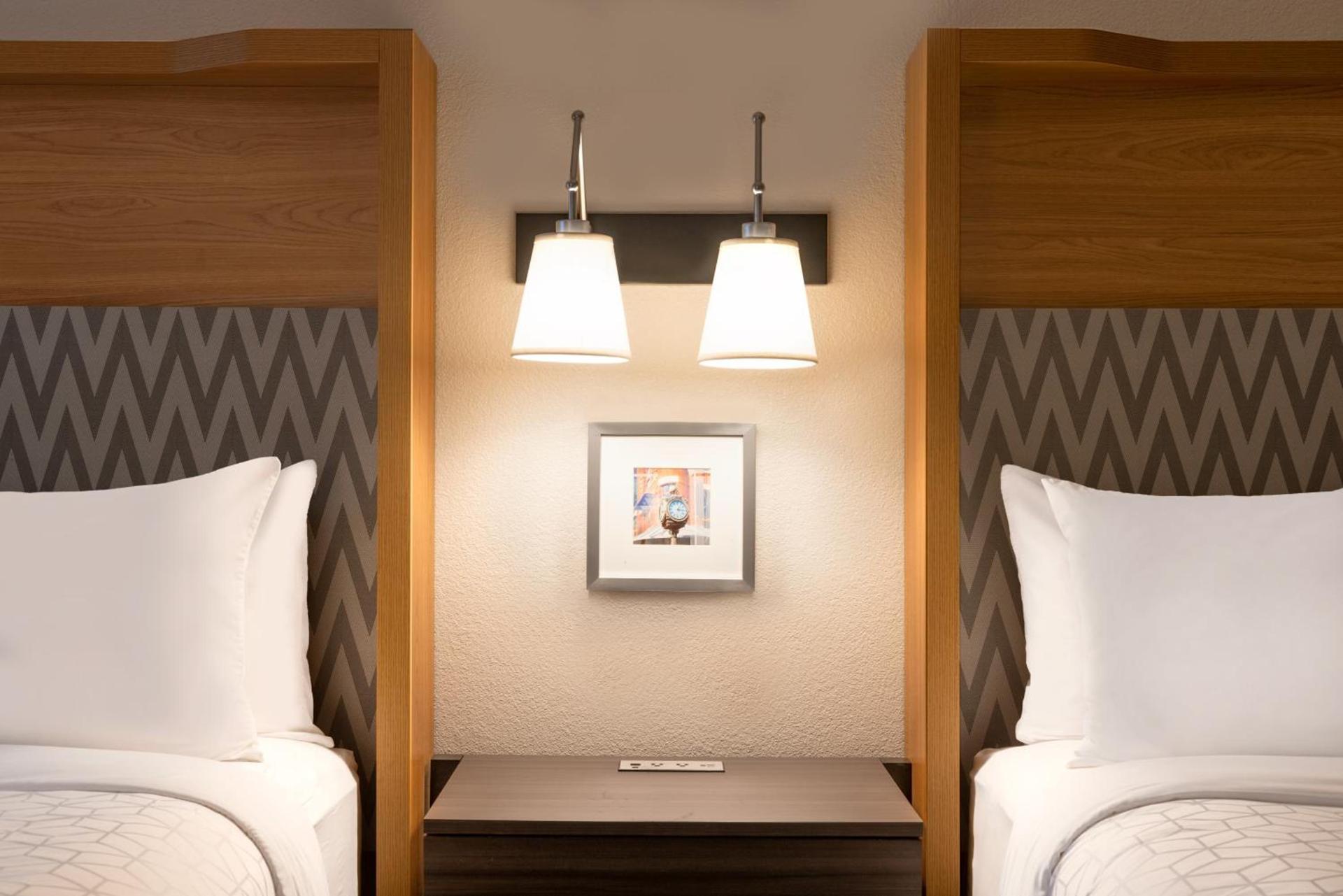 Doubletree By Hilton Fort Worth South photo 10