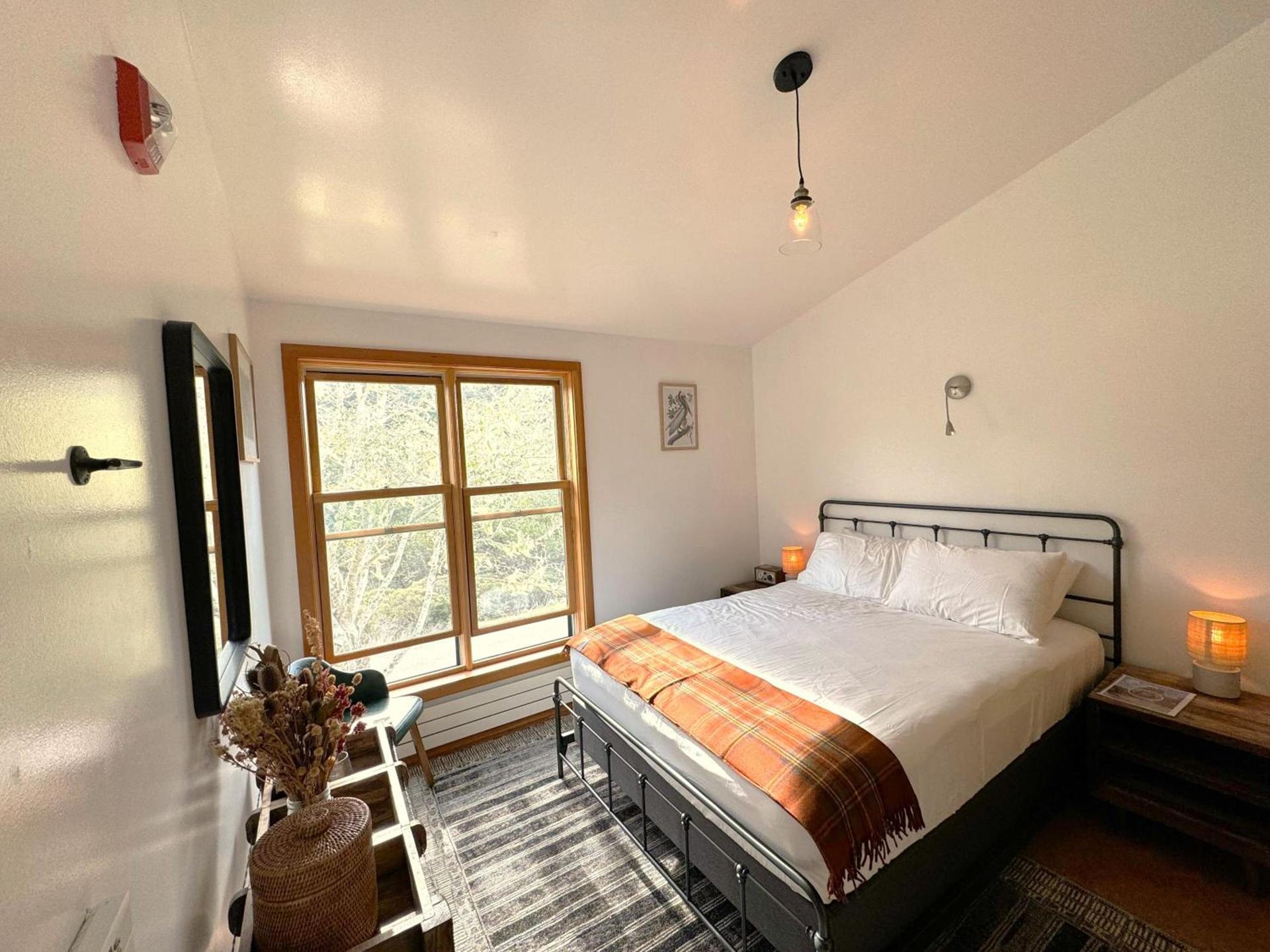 Limantour Lodge photo 25