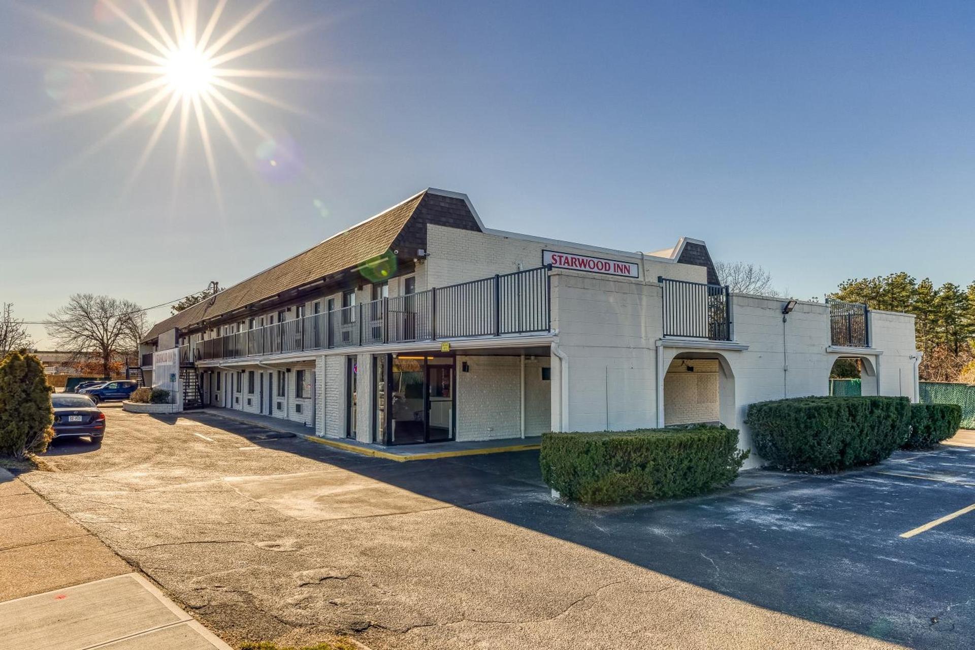The SkyBreeze Inn photo 28