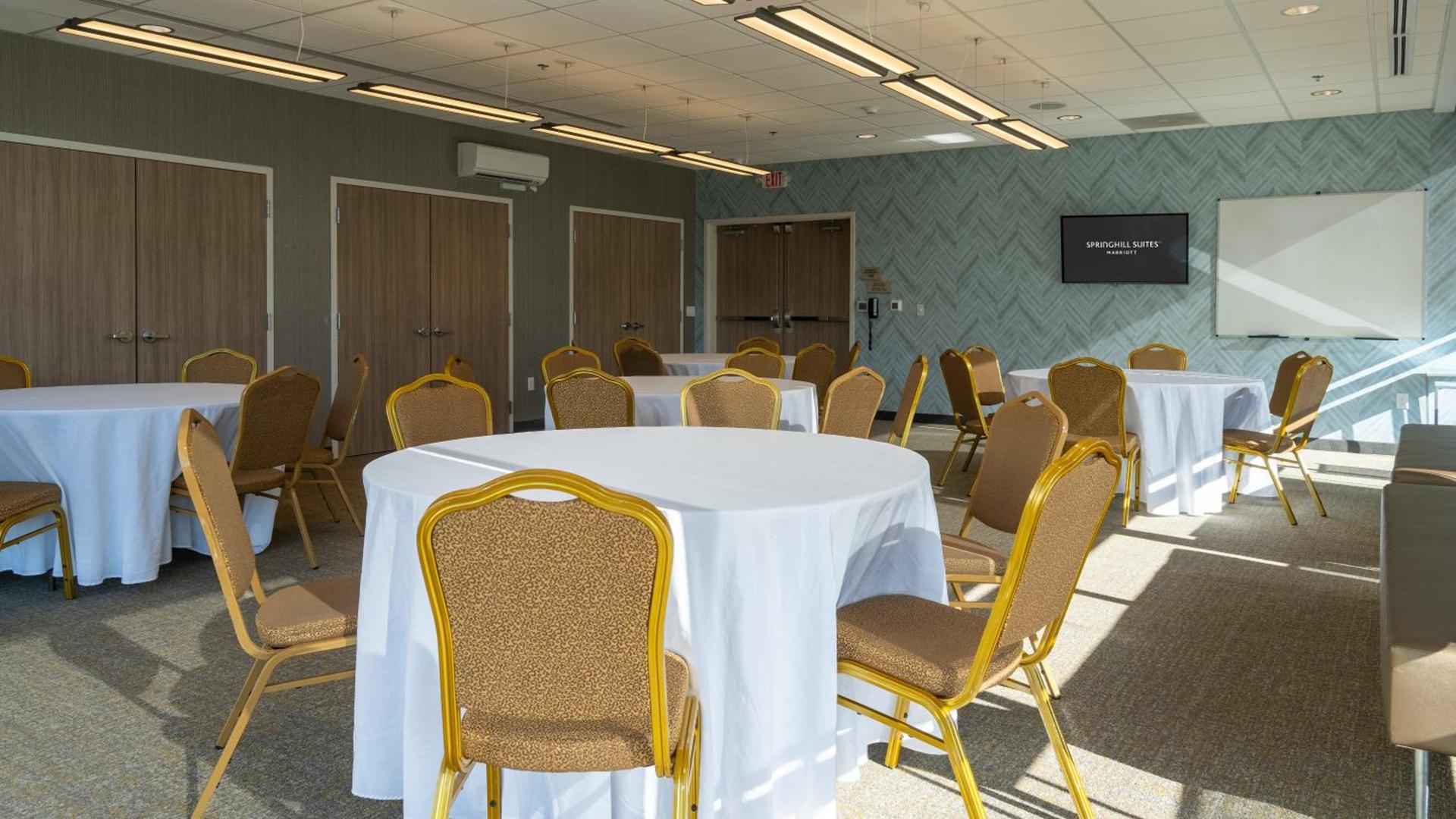 SpringHill Suites by Marriott Woodbridge photo 15