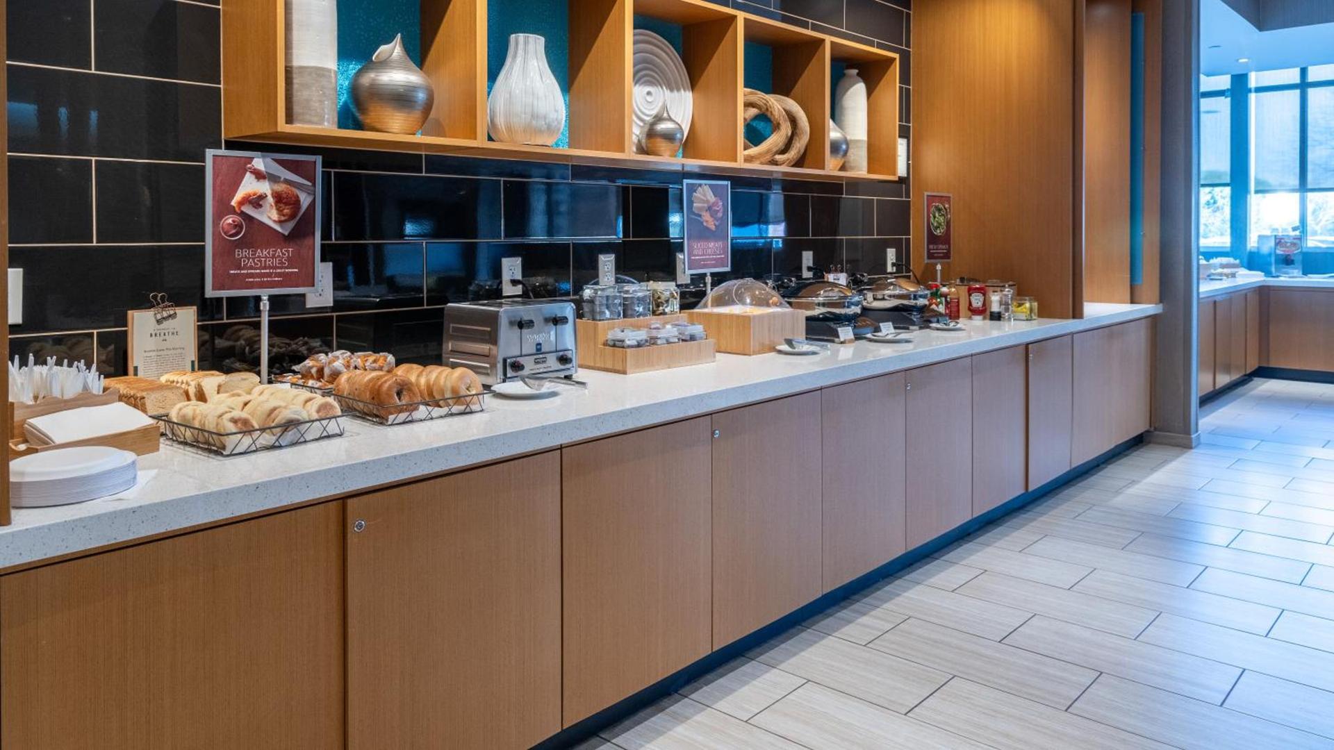 SpringHill Suites by Marriott Woodbridge photo 14